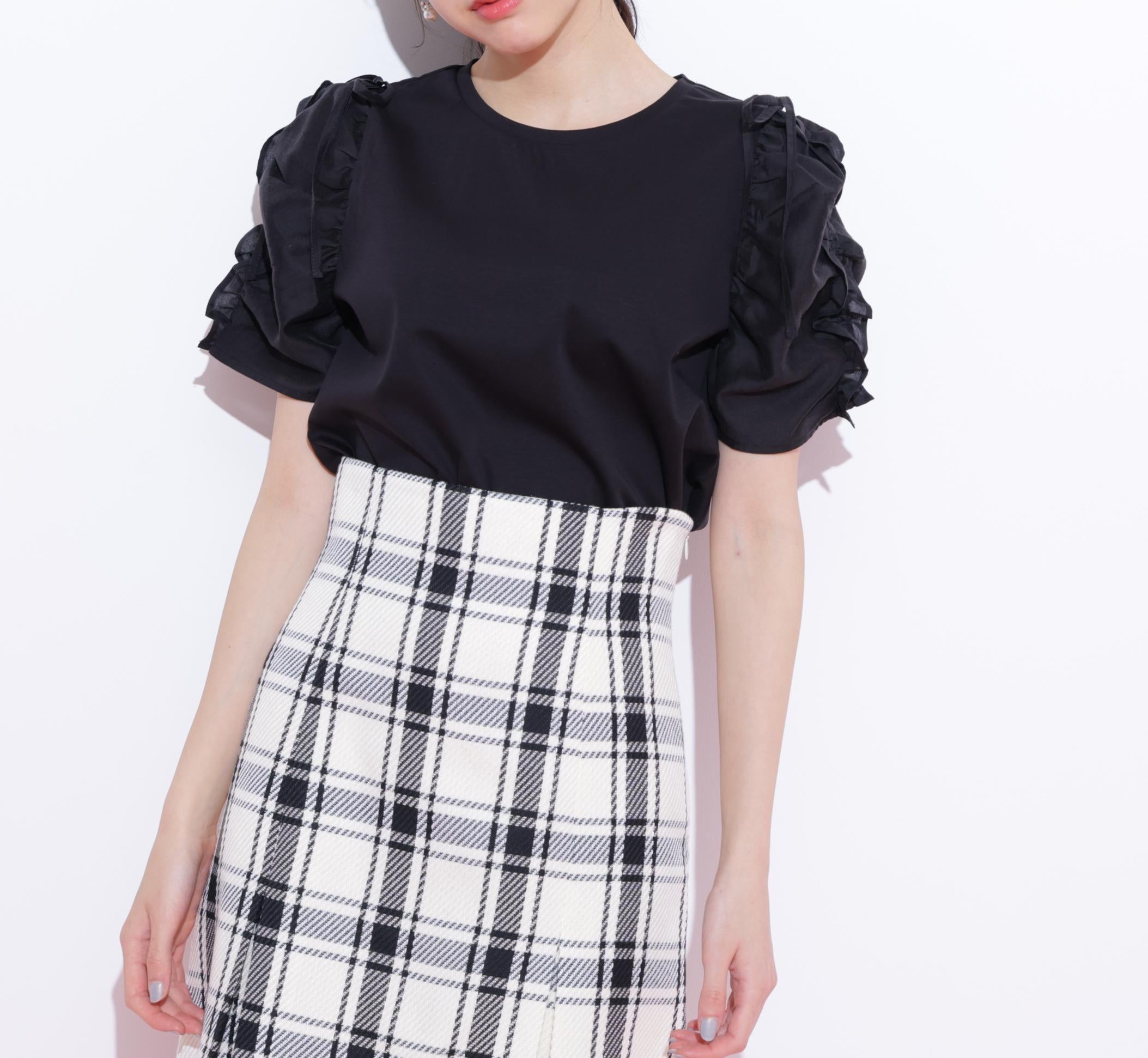 袖ボリュームリボンTシャツ ブラック