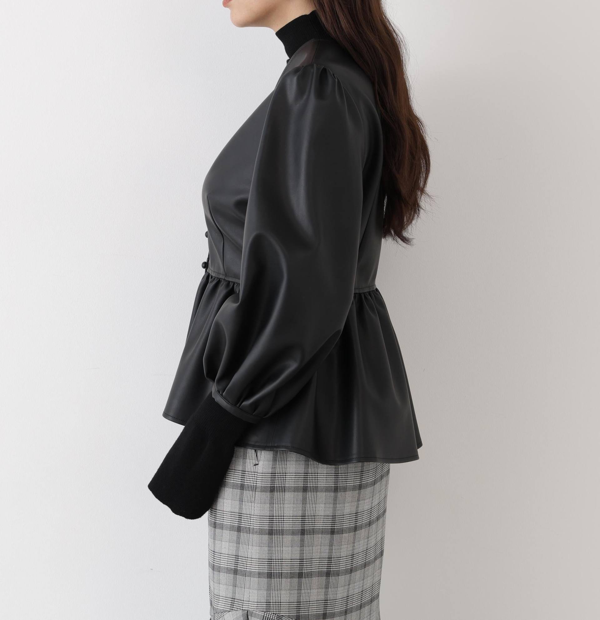◆フォーレザーペプラムブラウス ブラック