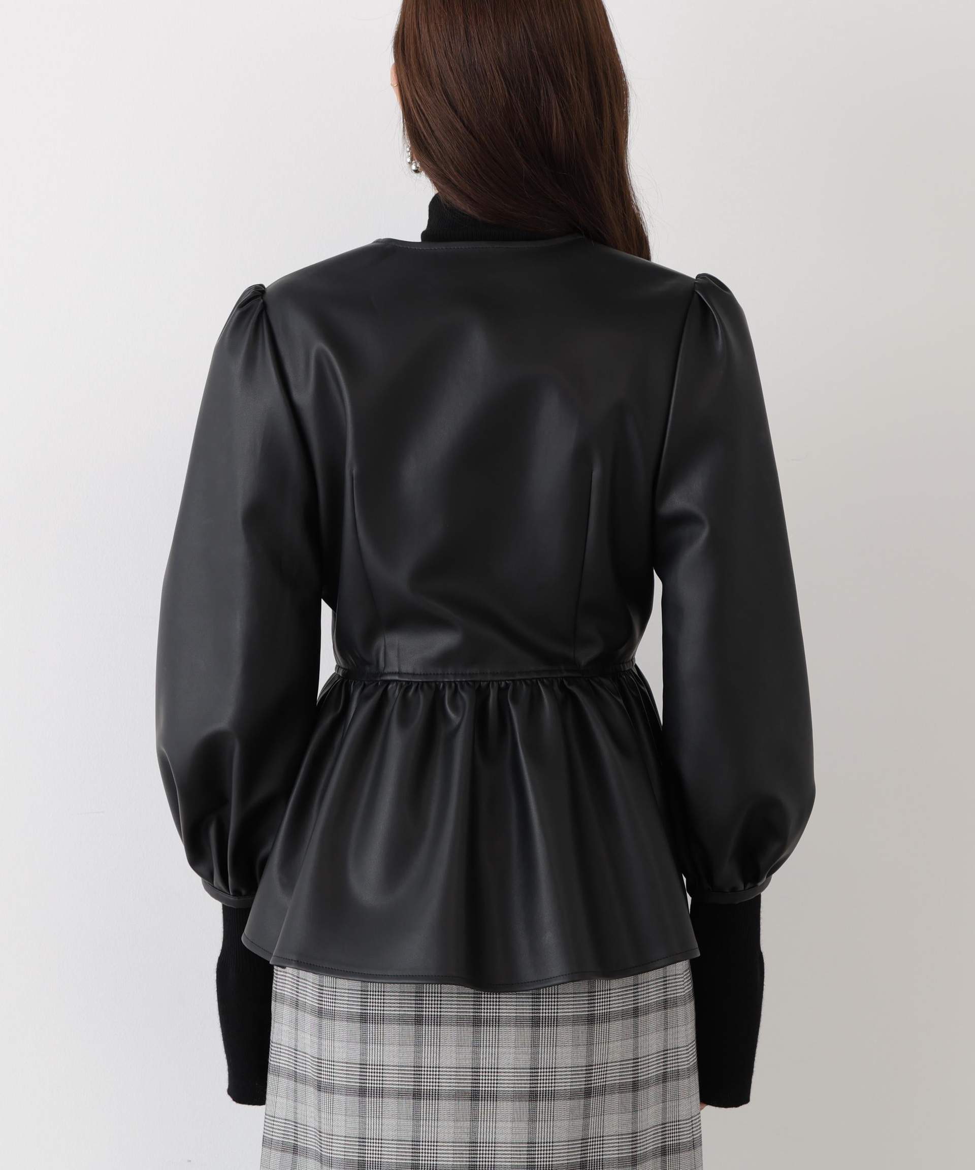 ◆フォーレザーペプラムブラウス ブラック