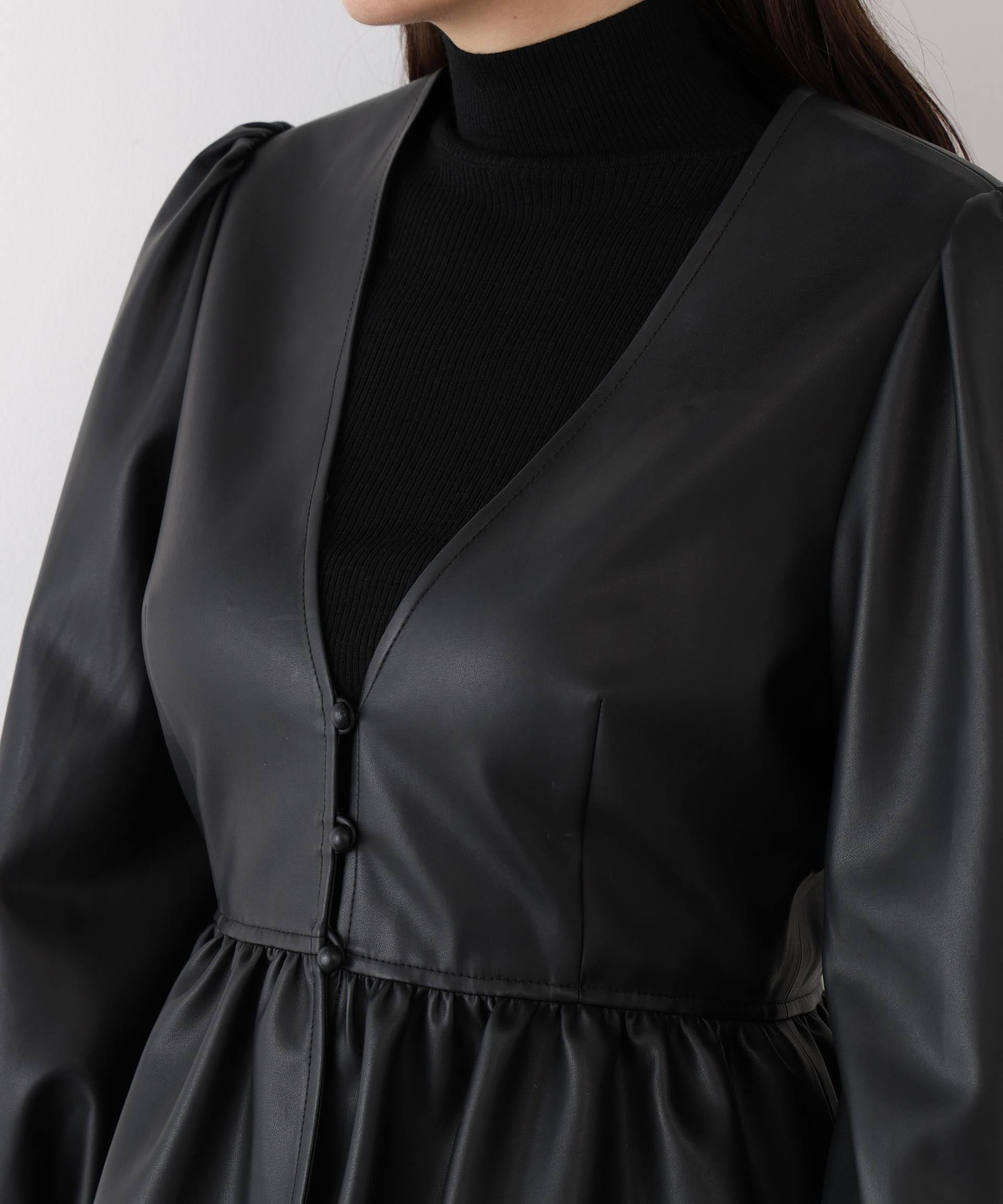 ◆フォーレザーペプラムブラウス ブラック