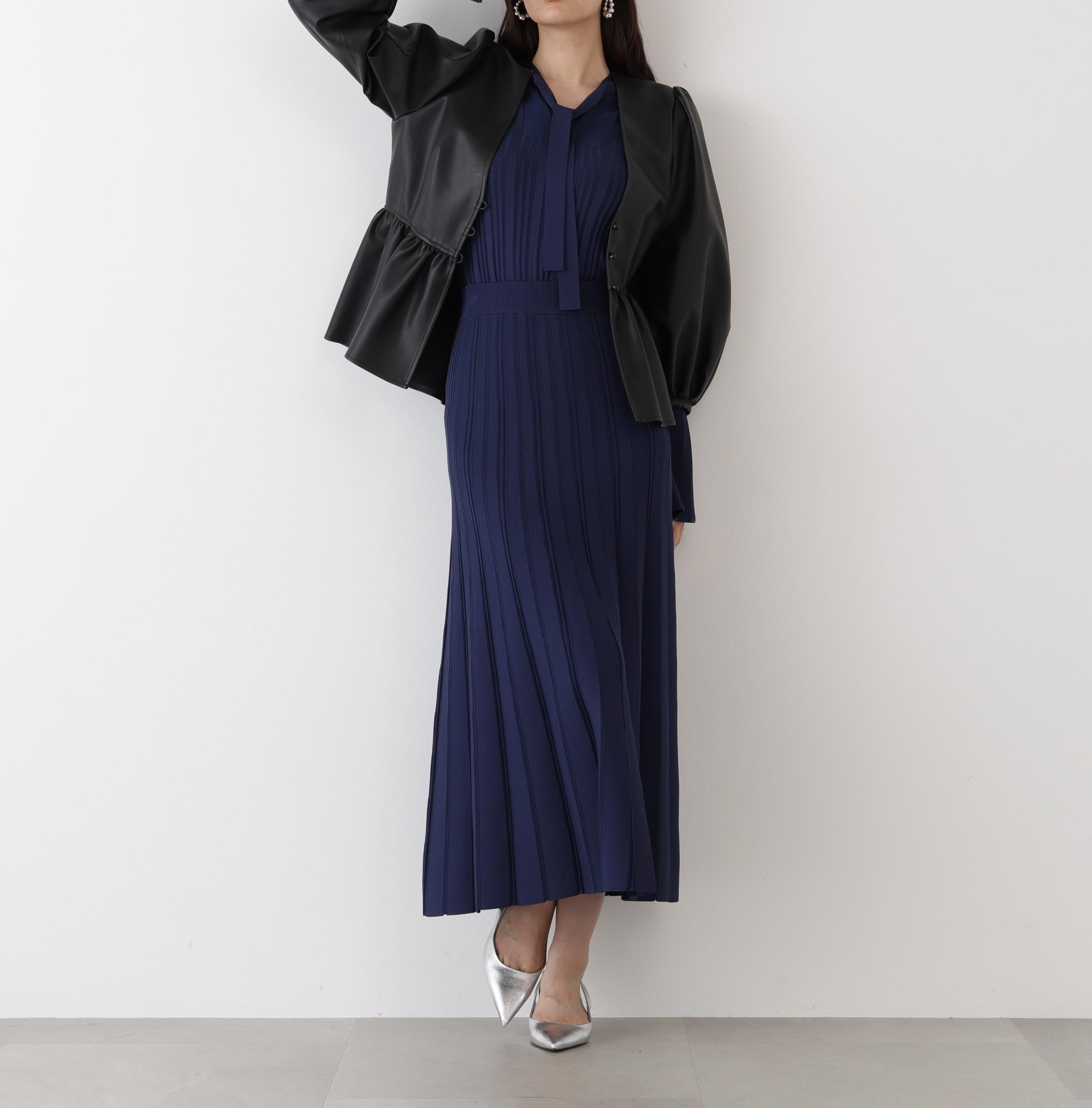 ◆フォーレザーペプラムブラウス ブラック