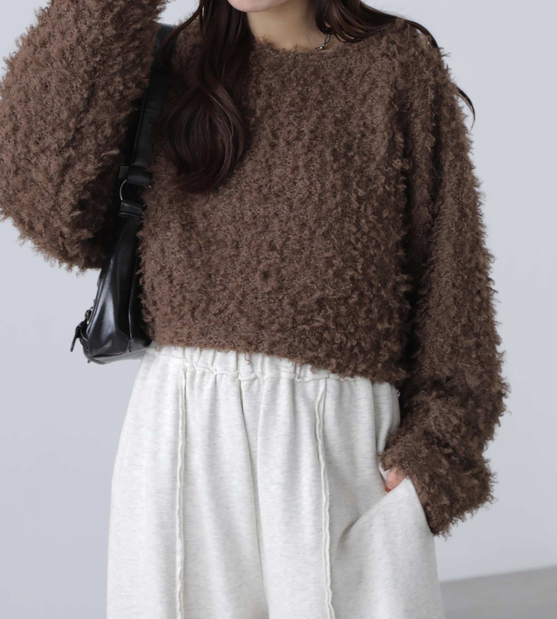 プードルボアショート丈ニットソー ブラウン