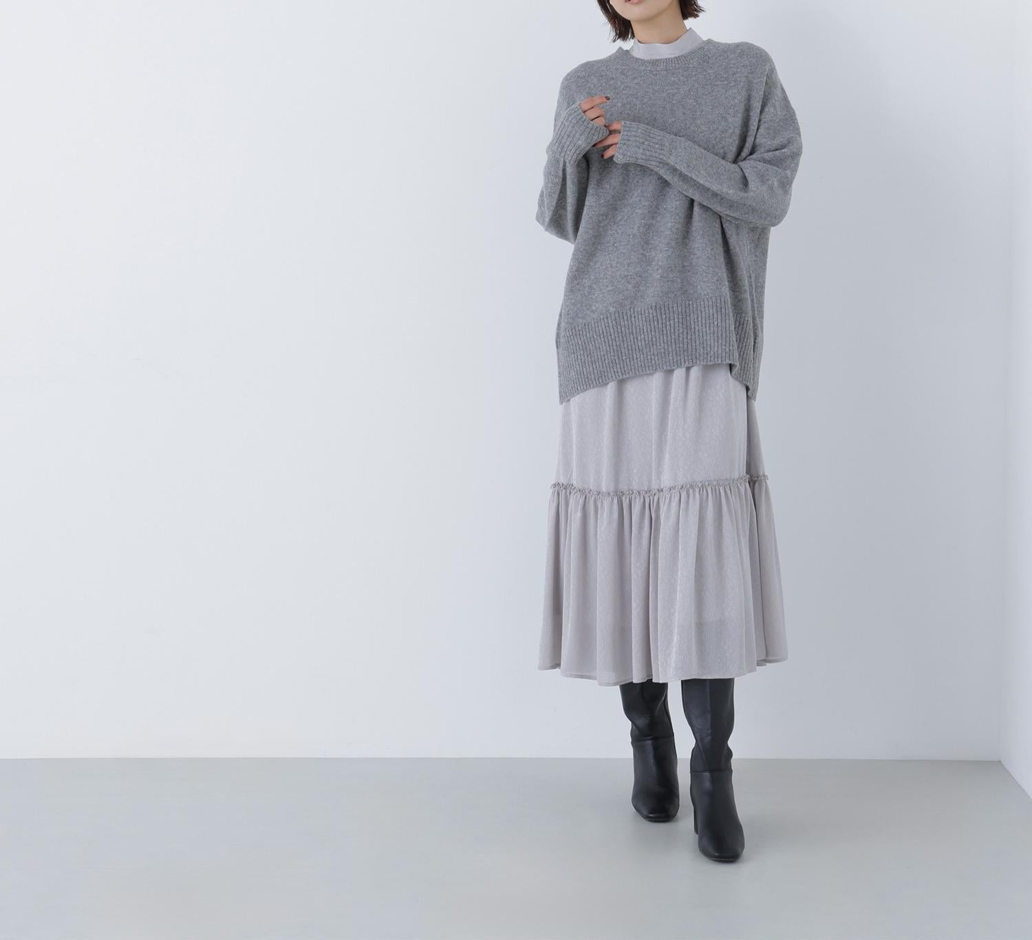 バックスリットミドルニット グレー