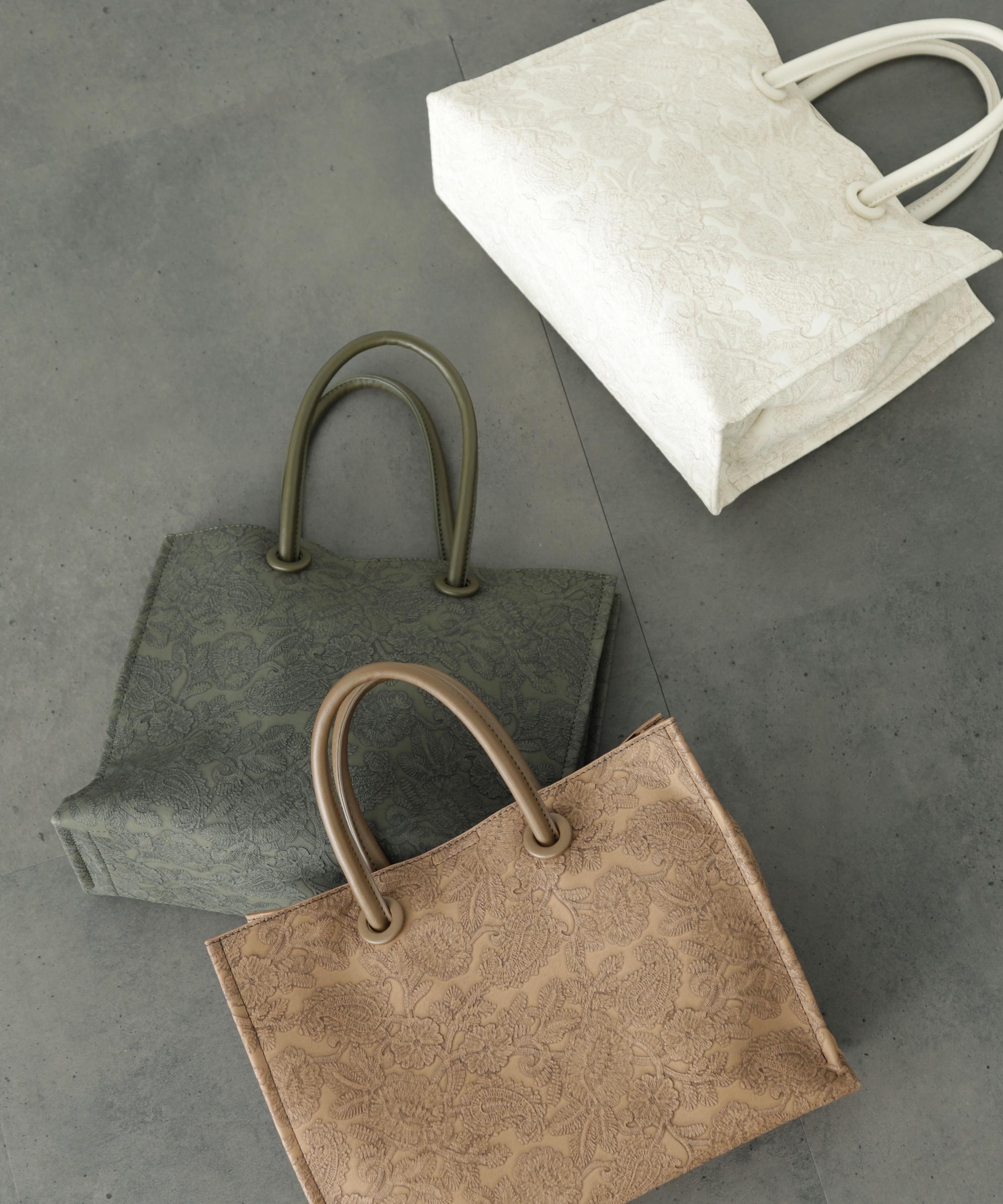 エンボスペイズリーバッグ ブラウン