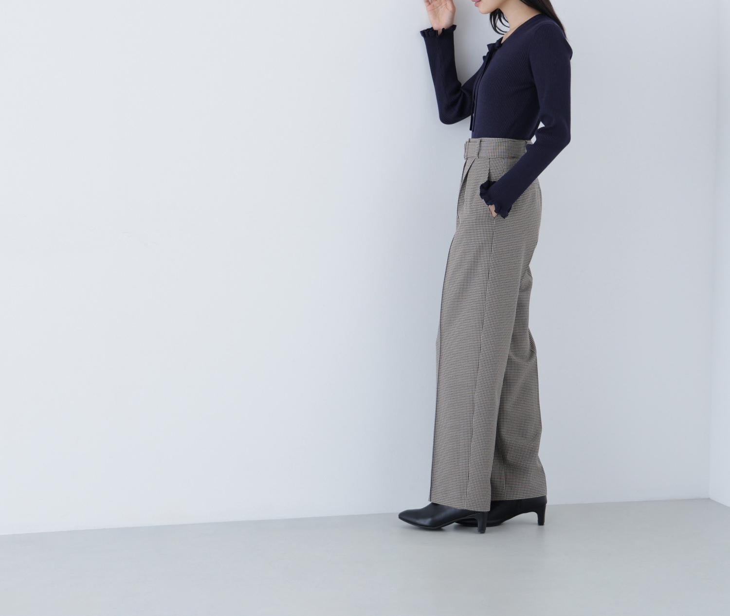 ラメリブボウタイニット ネイビー