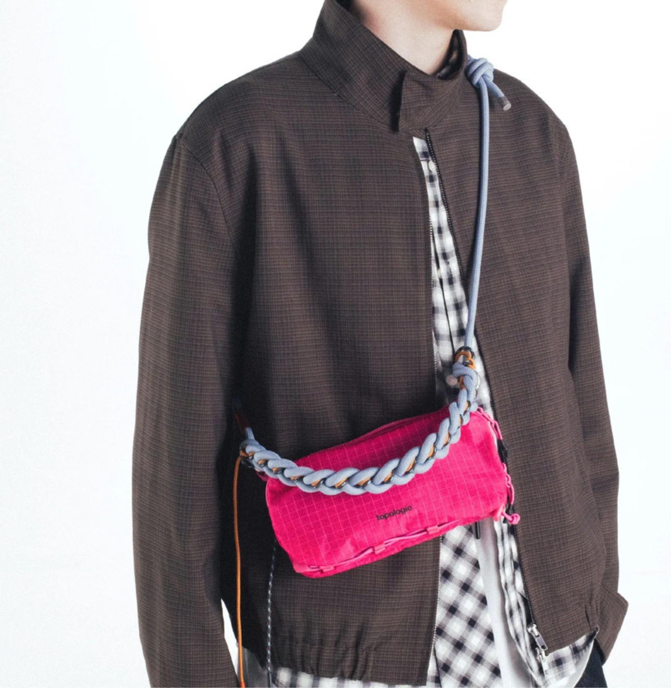 Topologie/トポロジー Bottle Sacoche Medium Glazed Ripstop ピンク