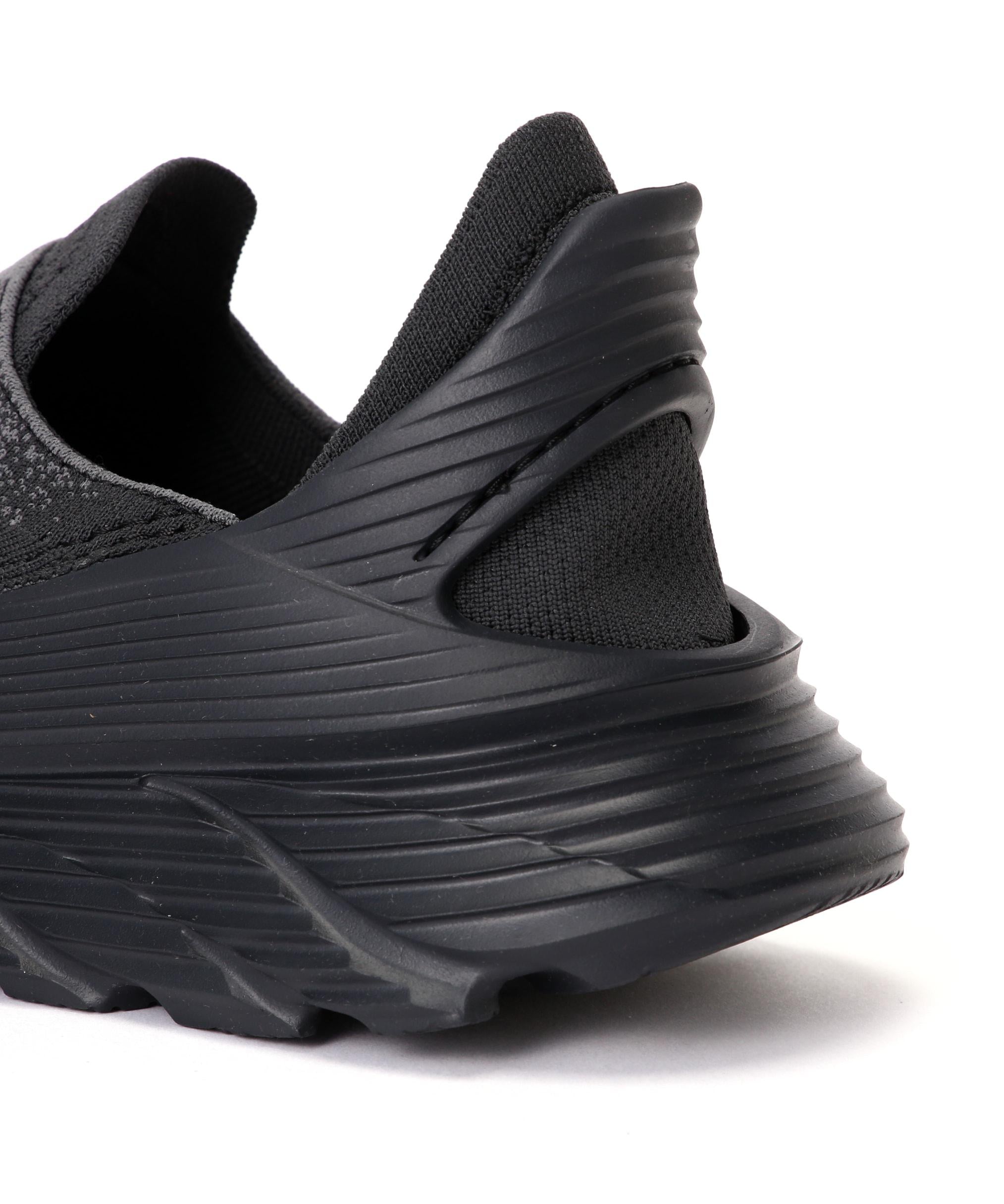 HOKA ONE ONE / ホカ オネオネ >estoe TC リストアーティーシー ブラック