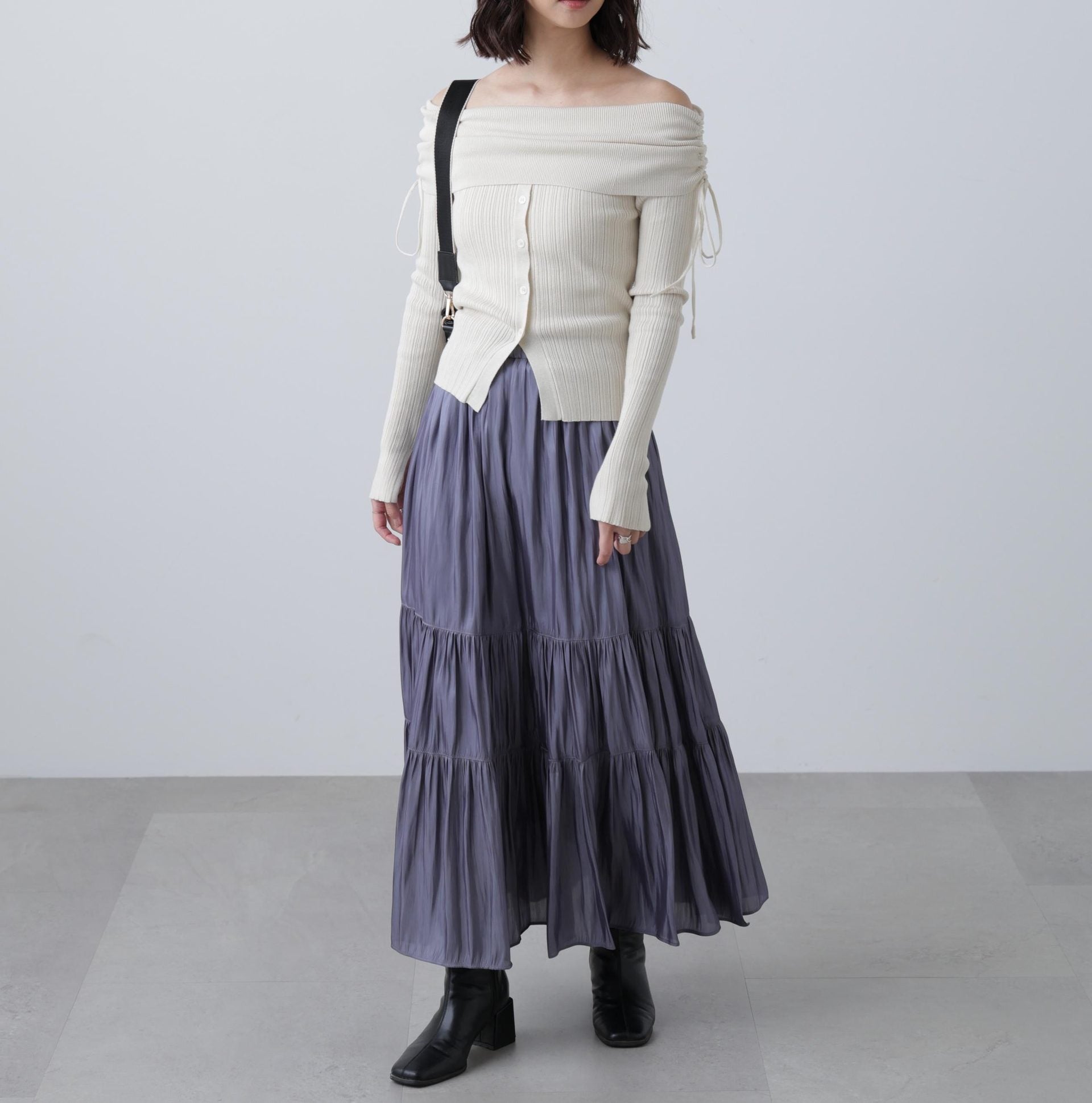 シャイニーティアードスカート ブルー