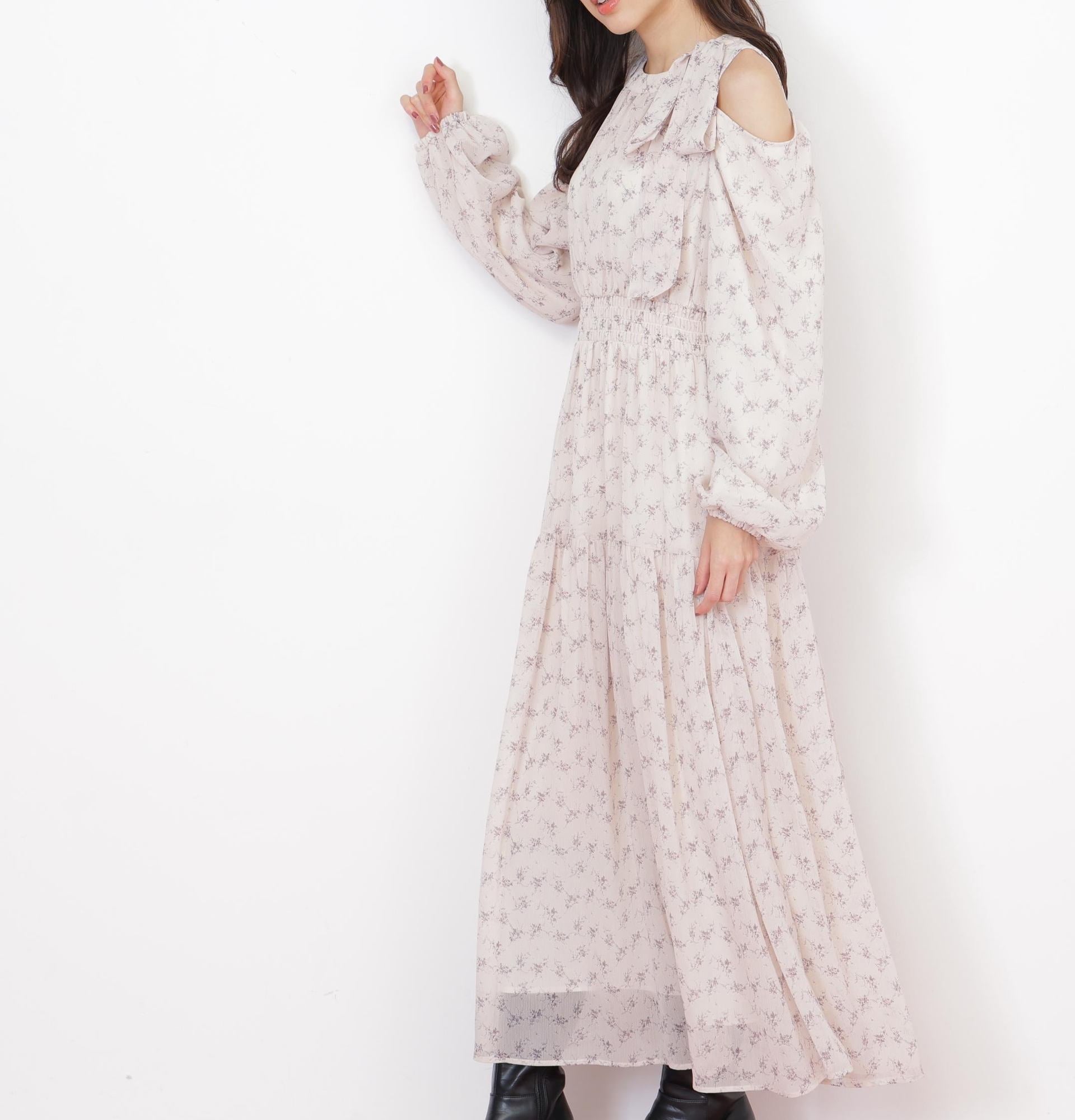 小花柄ボウタイワンピース エクリュ1