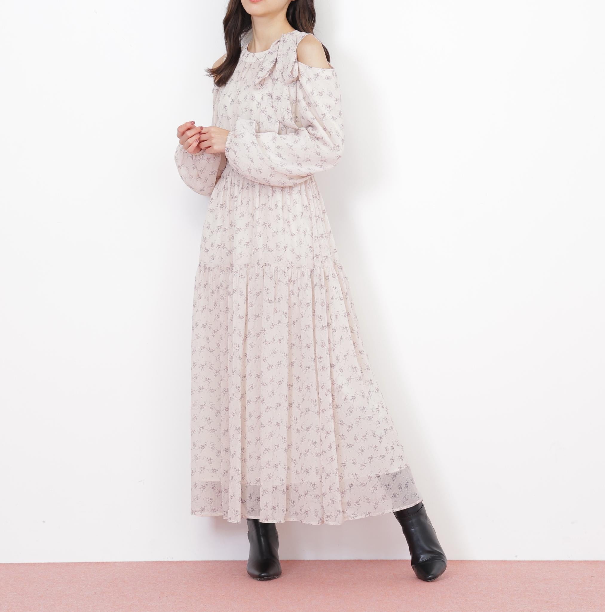 小花柄ボウタイワンピース エクリュ1