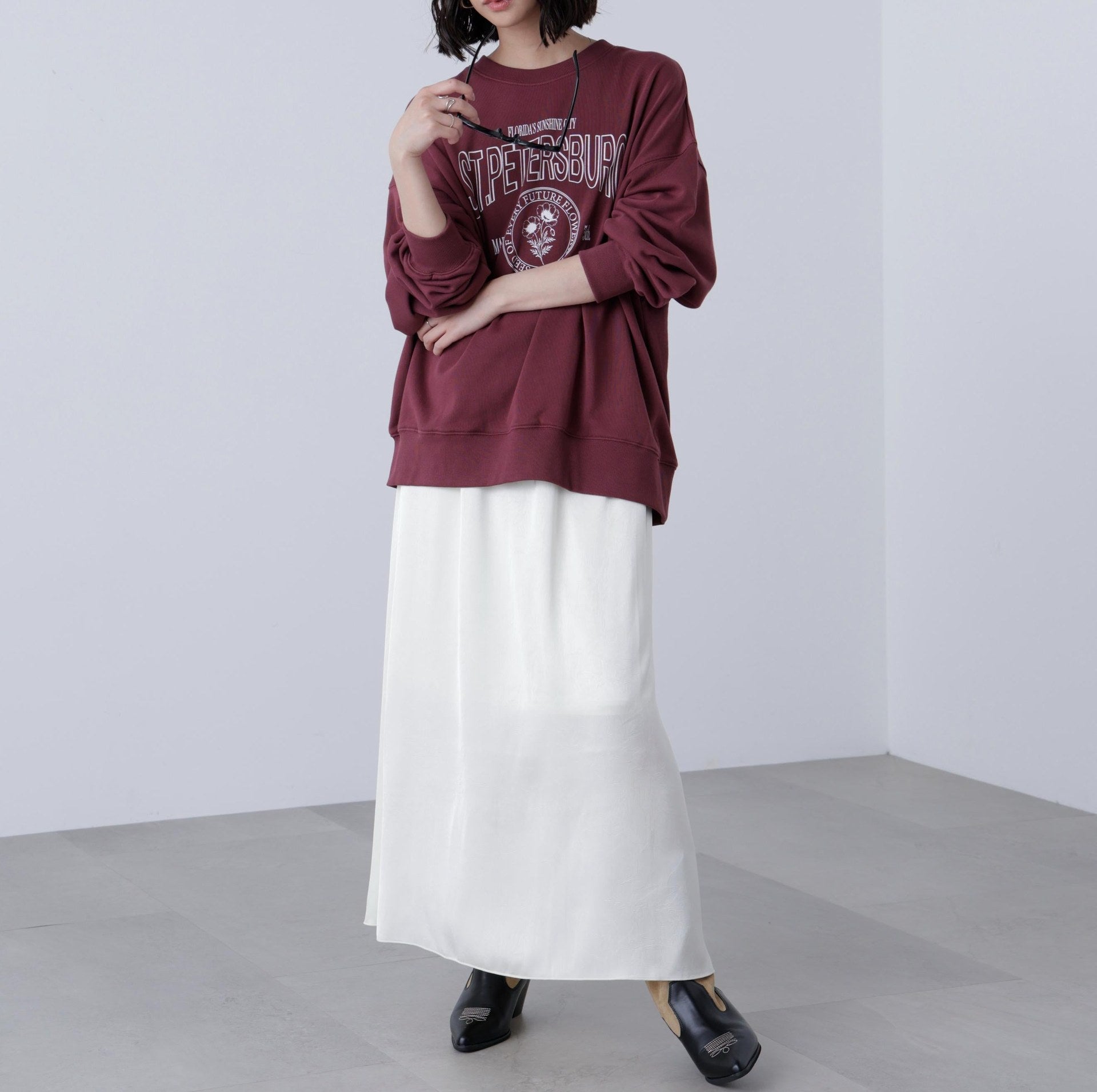 サテンナローロングスカート アイボリー