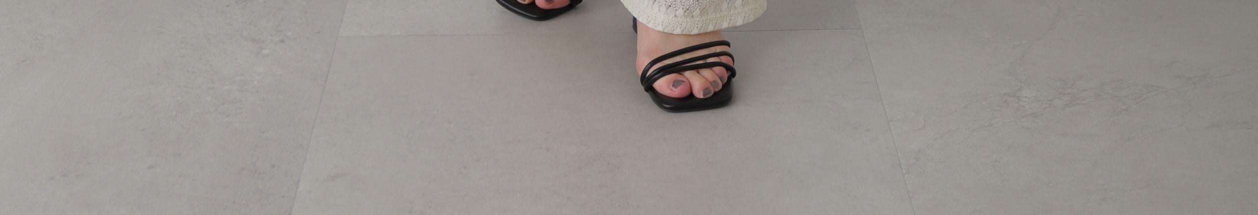 レースフレアパンツ オフ