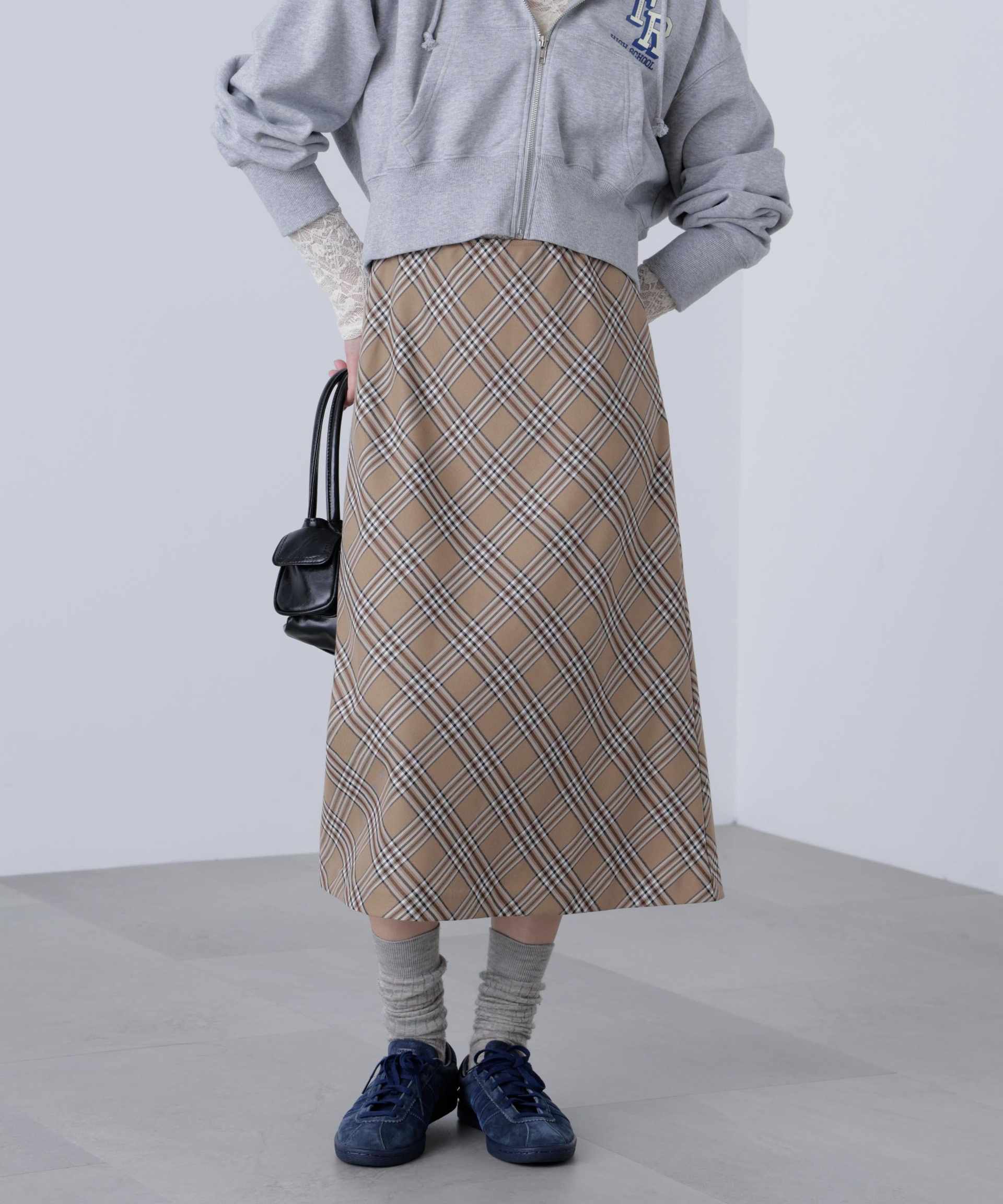 バイアスミディチェックスカート ベージュチェック1