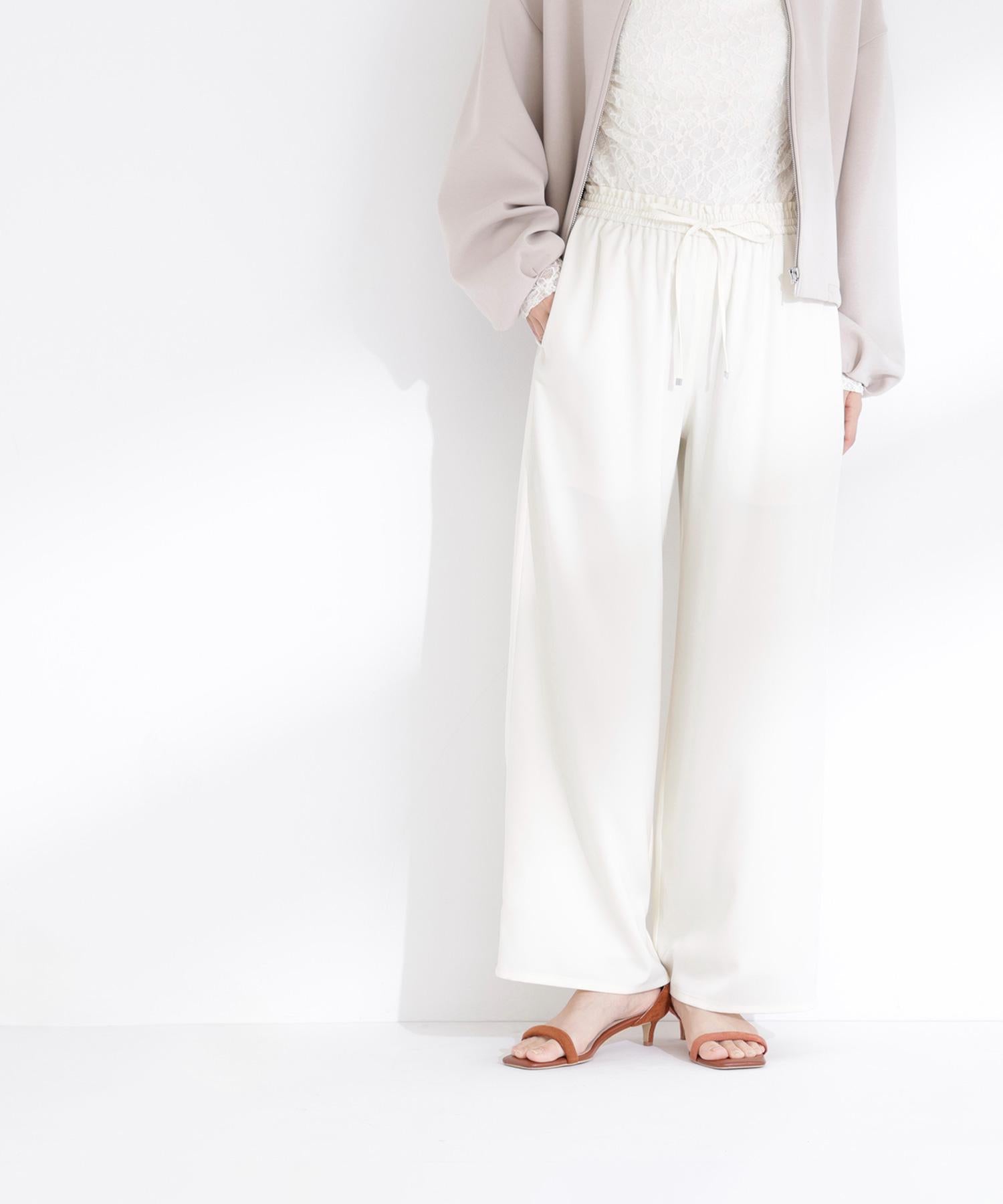 サテンイージーパンツ オフホワイト1