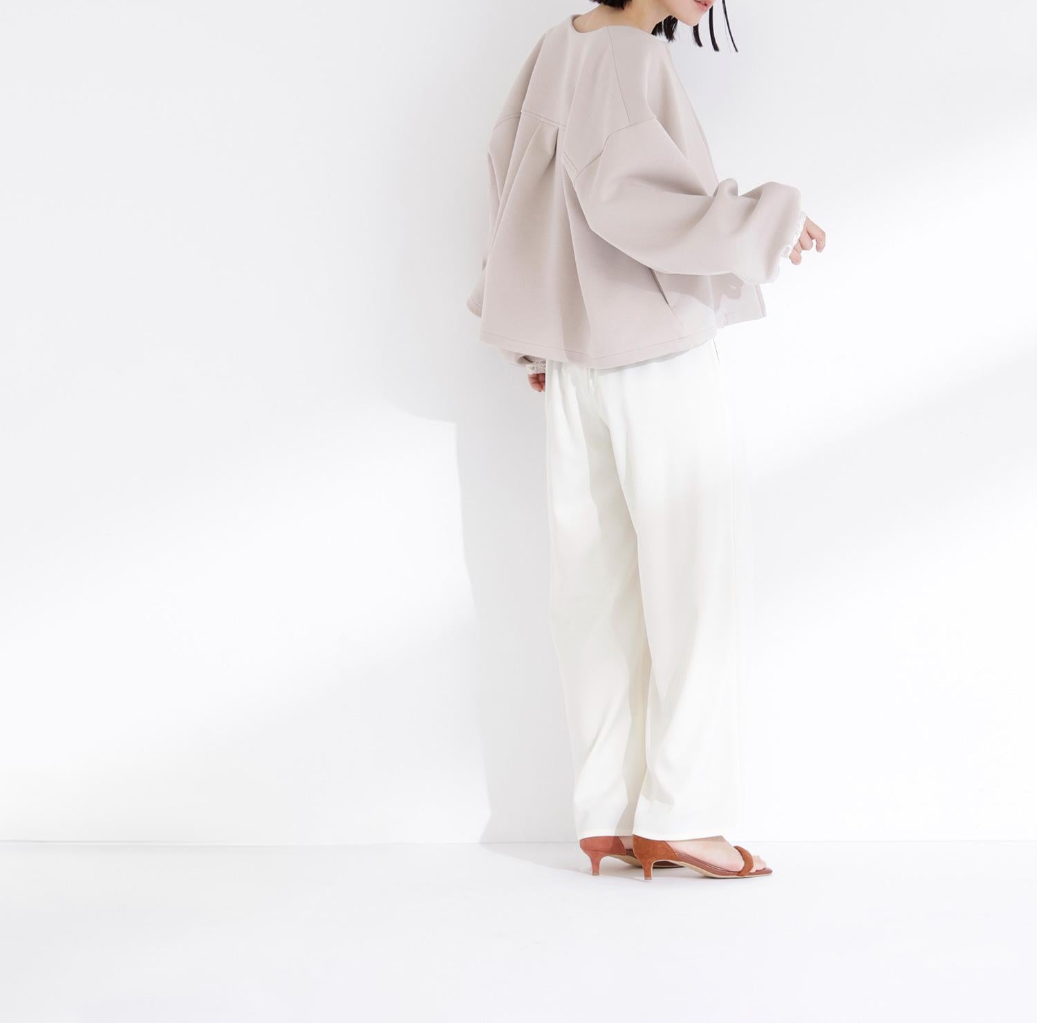 サテンイージーパンツ オフホワイト1