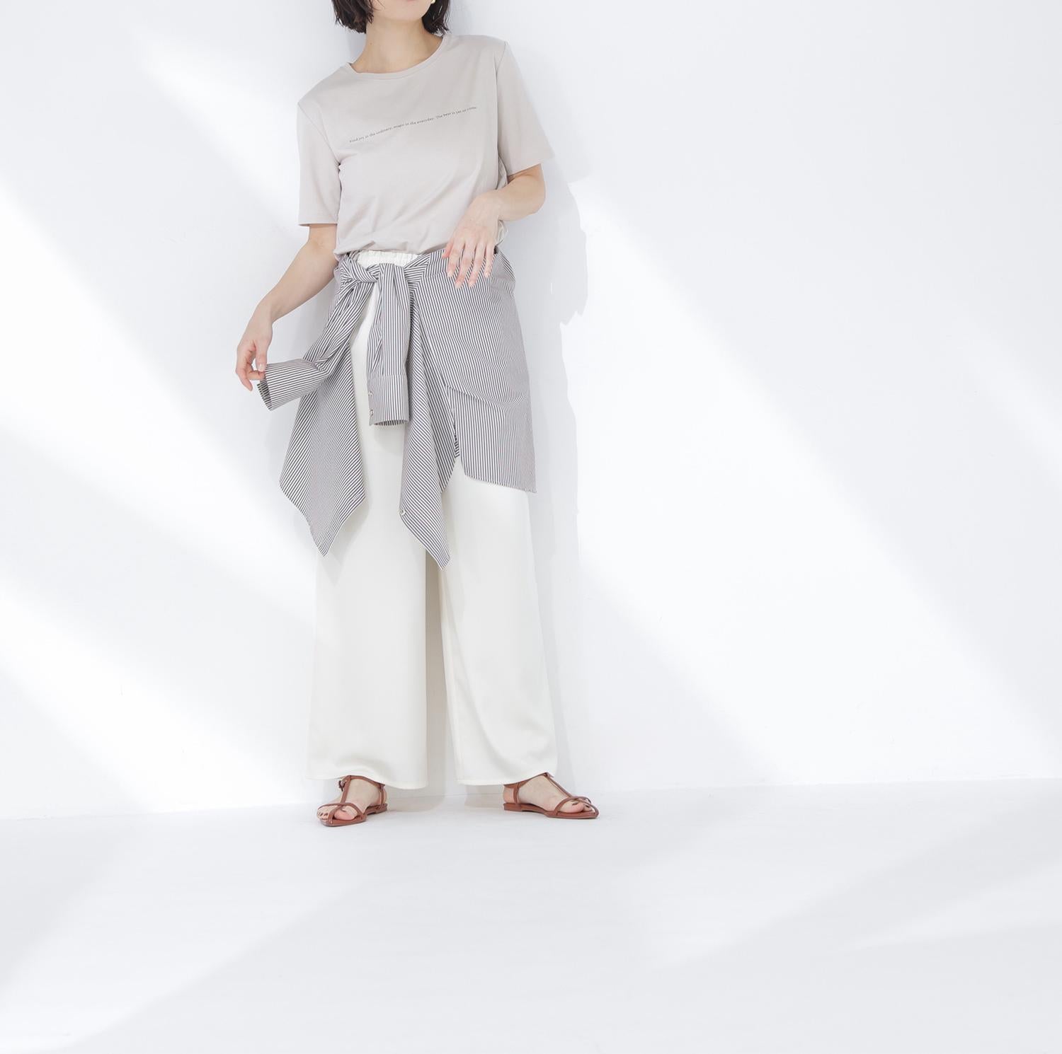 サテンイージーパンツ オフホワイト1