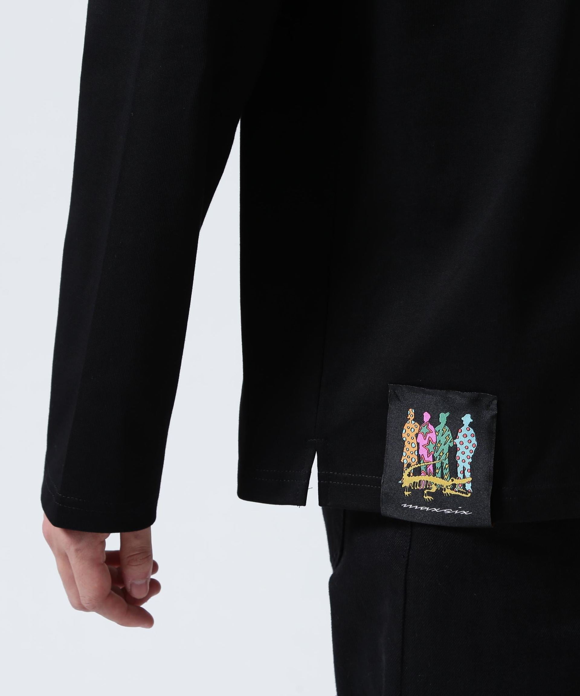 maxsix(マックスシックス)DOUBLE HERT L/S TEE ブラック