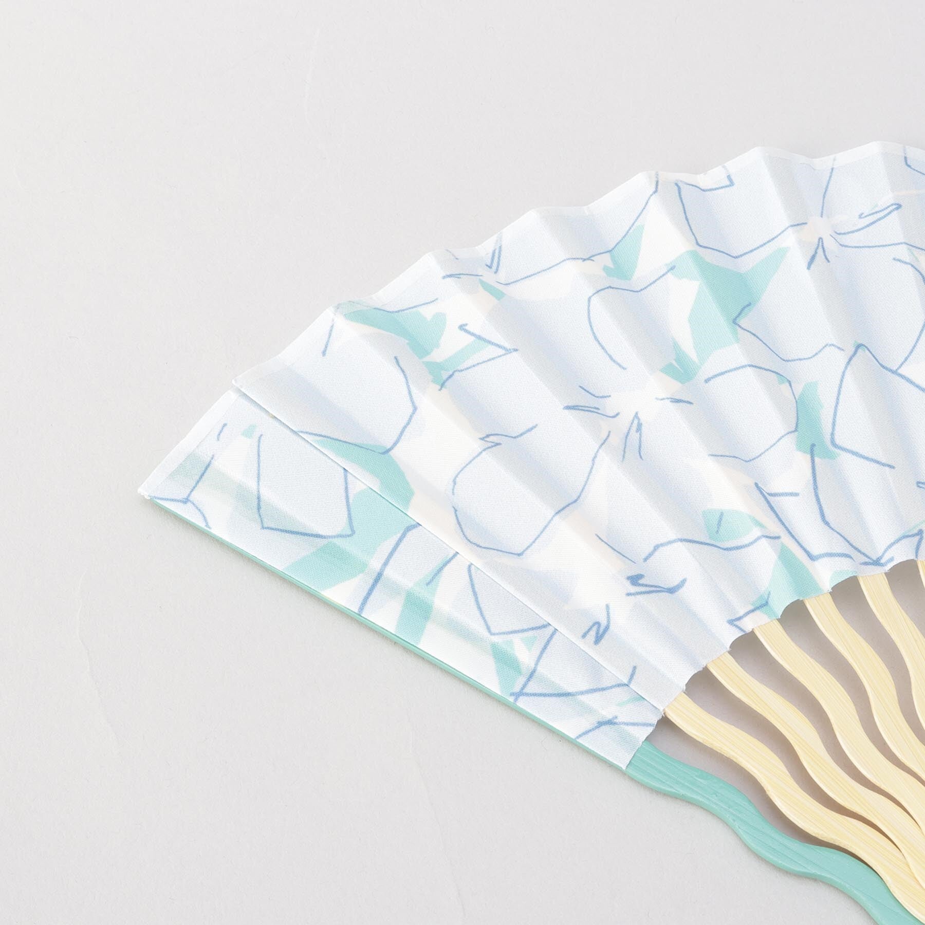 トゥーワントゥーキッチン ストア 212 KITCHEN STORE Wpc.GIFTBOX扇子 ウェーブボールド フラワーサックス (その他) その他