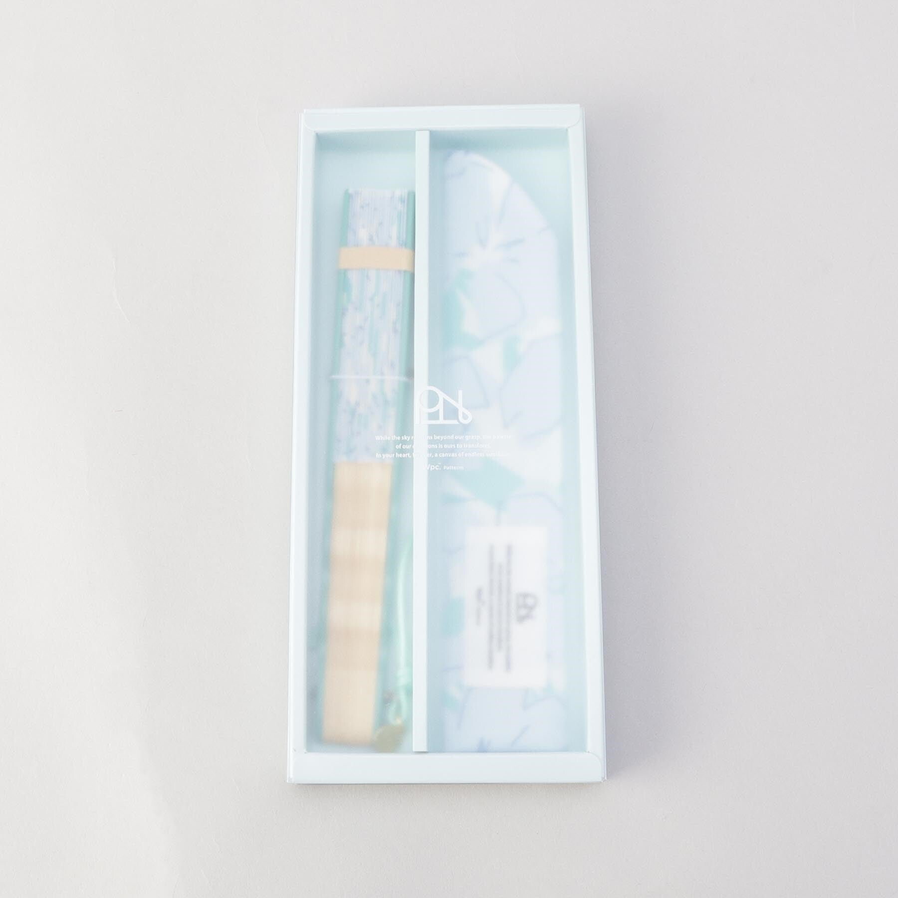 トゥーワントゥーキッチン ストア 212 KITCHEN STORE Wpc.GIFTBOX扇子 ウェーブボールド フラワーサックス (その他) その他