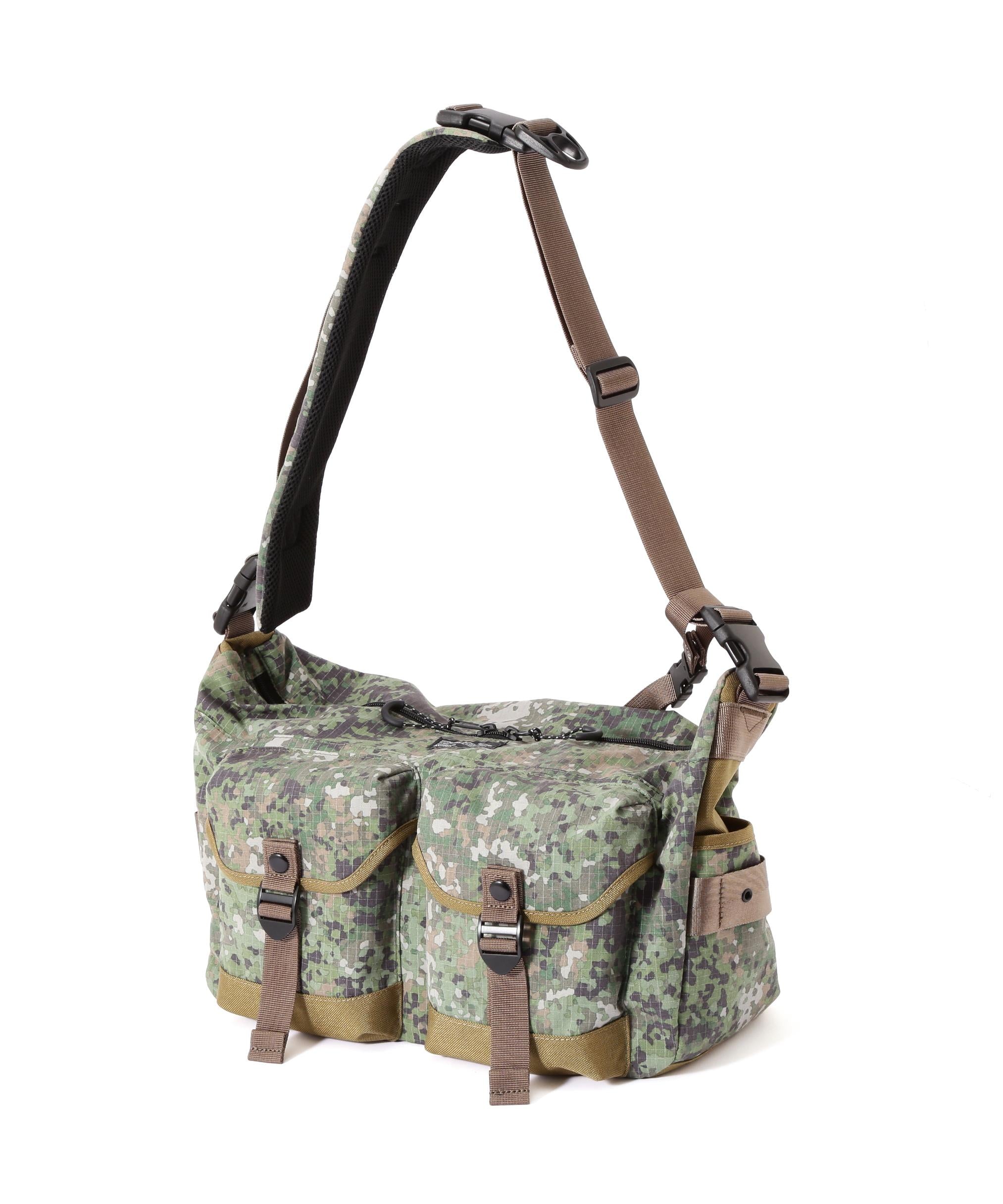 《直営店限定》REFLECT RIP BOAT SHAPED SHOULDER BAG カモ4