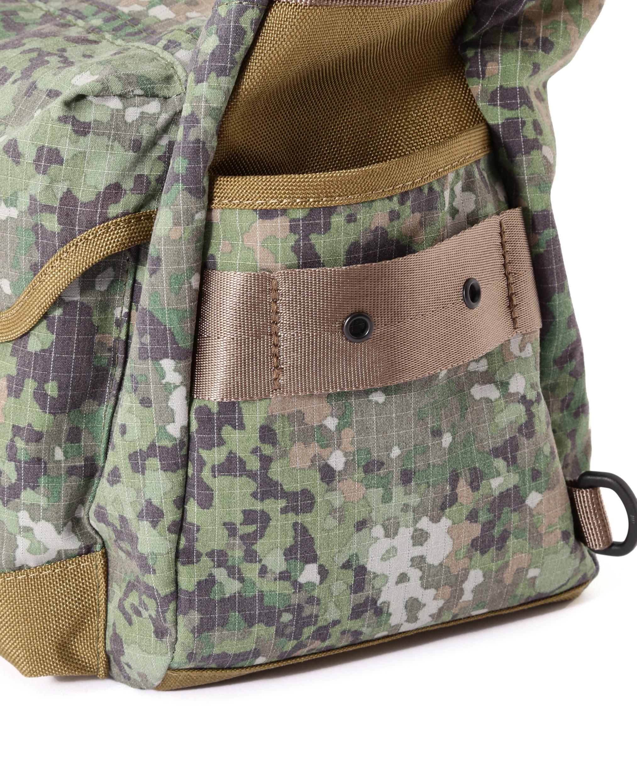 《直営店限定》REFLECT RIP BOAT SHAPED SHOULDER BAG カモ4