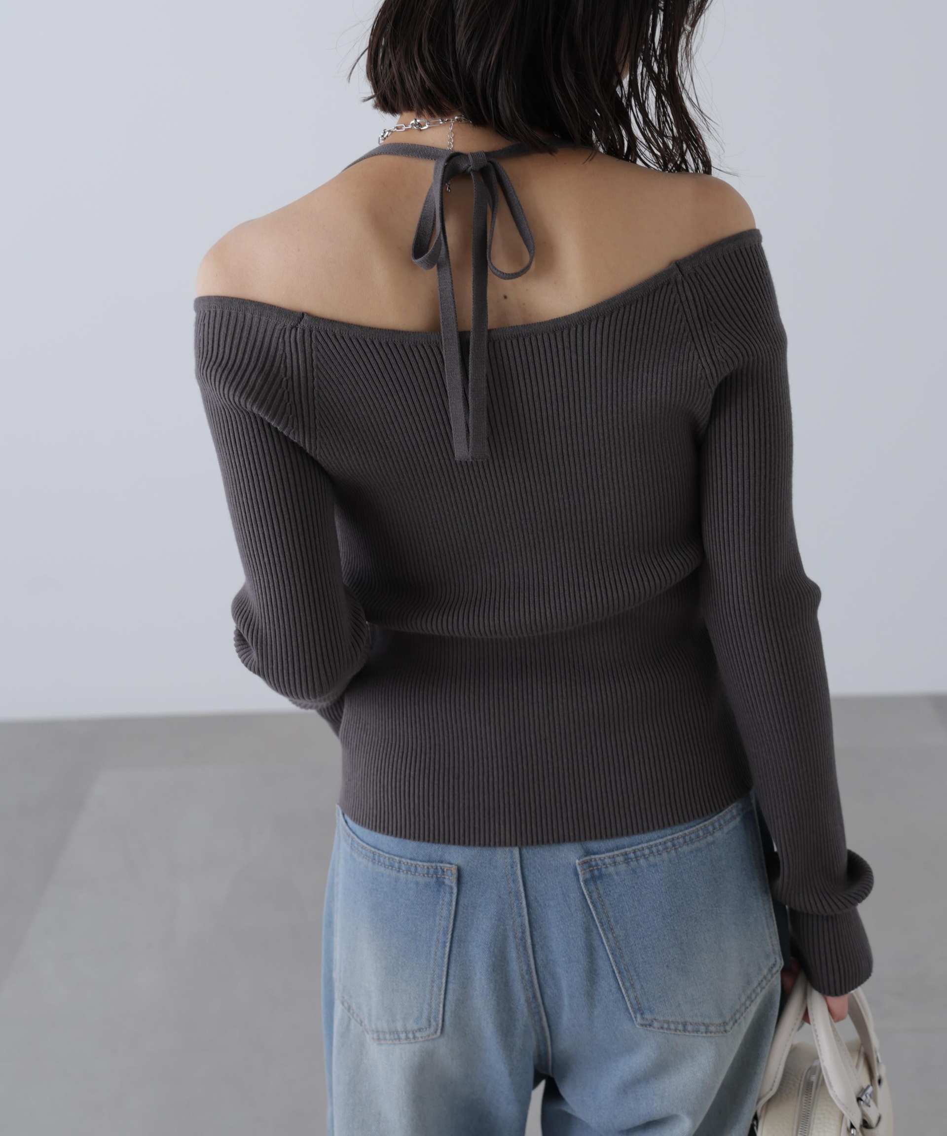 ジップアップオフショルダーリブニット スミクロ