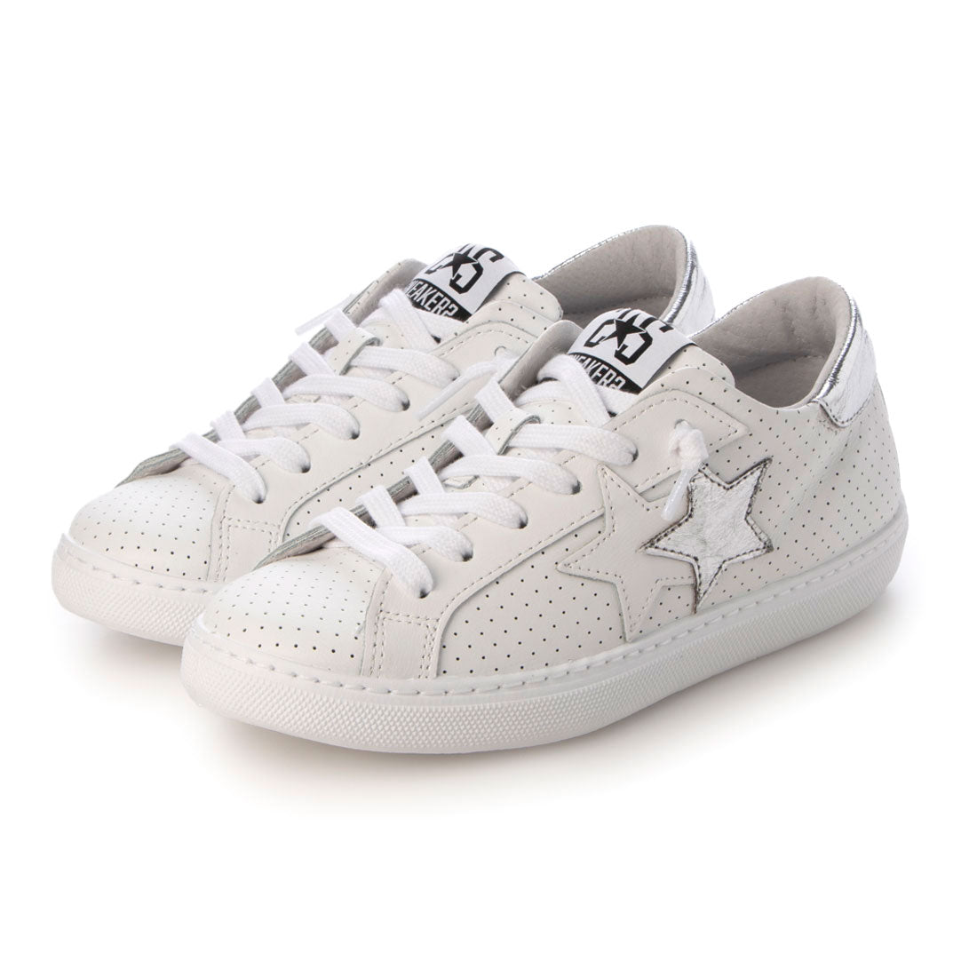 2STAR low cut perforated leather sneakers1