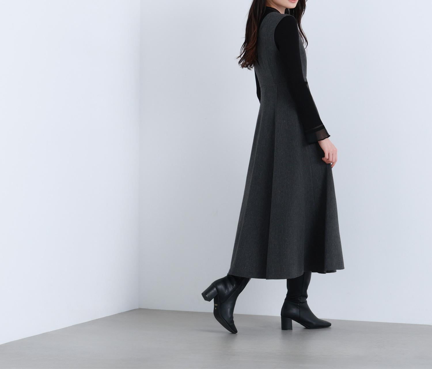 ニュアンスVネックジャンスカ チャコール1