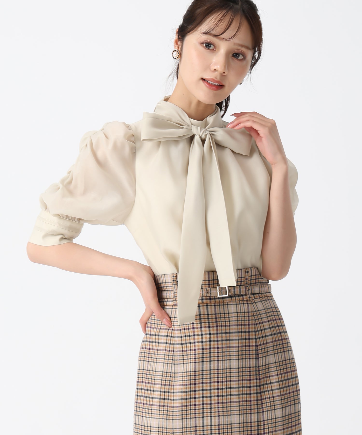 トランテアン ソン ドゥ モード 31 Sons de mode 2025秋冬新作 シャーリングシアーボウタイブラウス (GREEN) GREEN