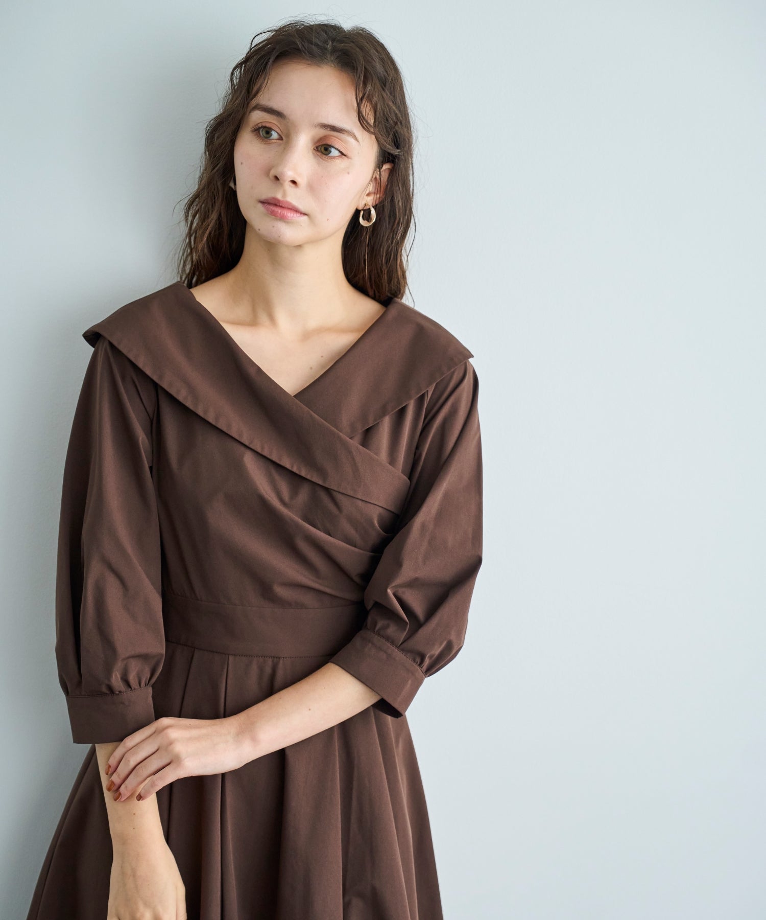 トランテアン ソン ドゥ モード 31 Sons de mode 2025秋冬新作 カシュクールワンピース TT537405 (BROWN) BROWN