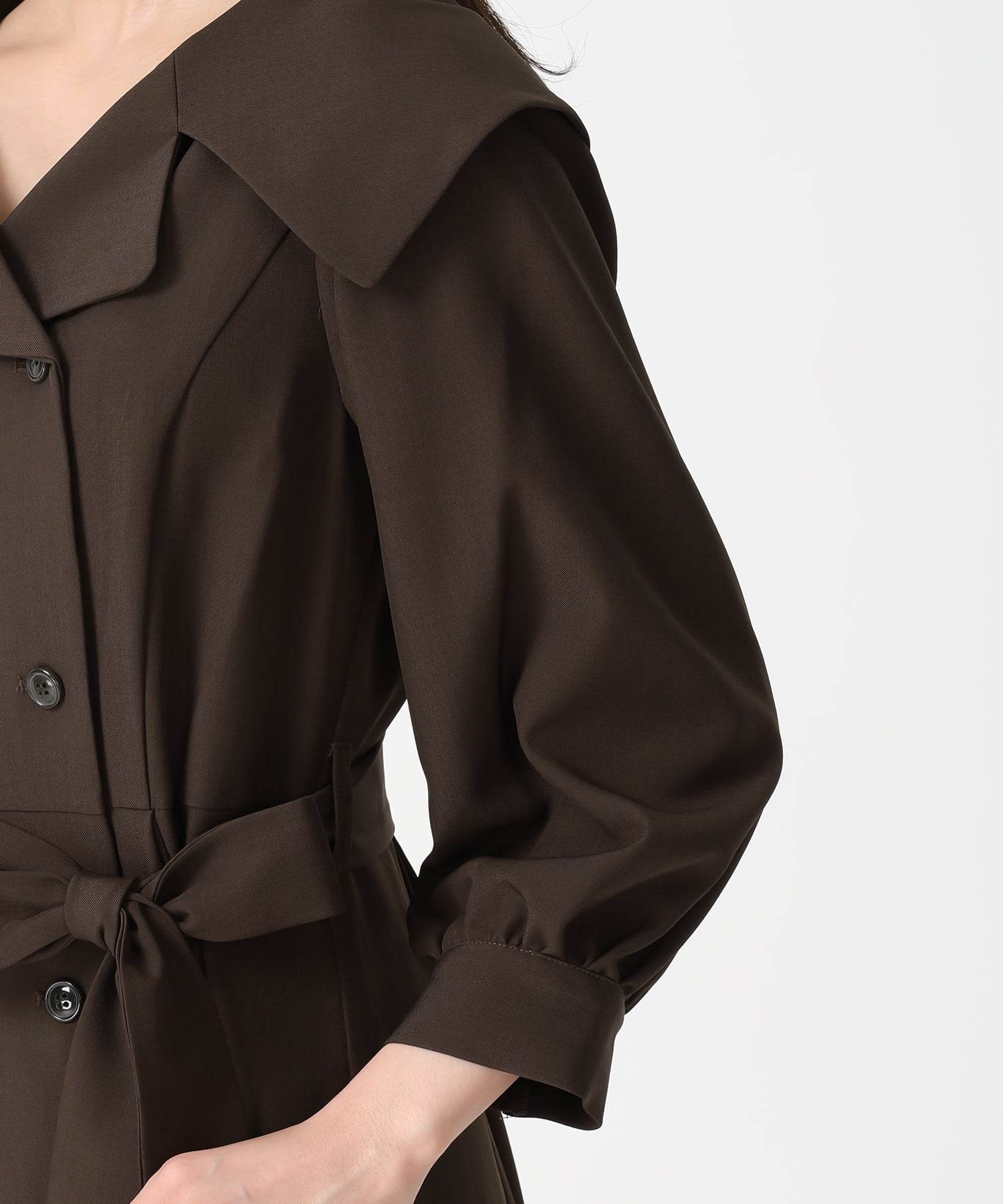 トランテアン ソン ドゥ モード 31 Sons de mode 2025秋冬新作 ビッグ襟付きトレンチ風ワンピース TT547401 (GREY) GREY