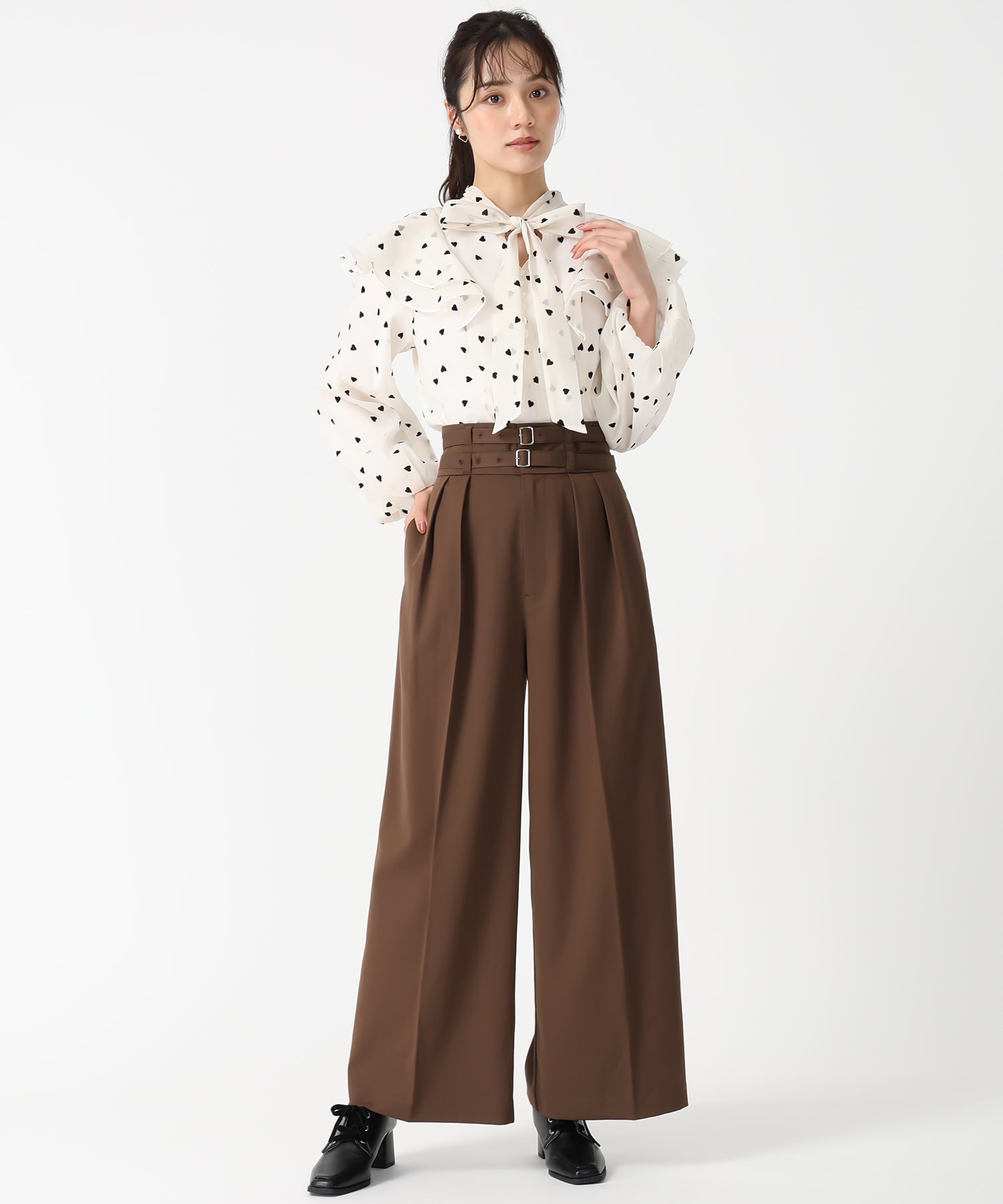 トランテアン ソン ドゥ モード 31 Sons de mode 2025秋冬新作 ハートフロッキーブラウス TT538110 (BLACK) BLACK