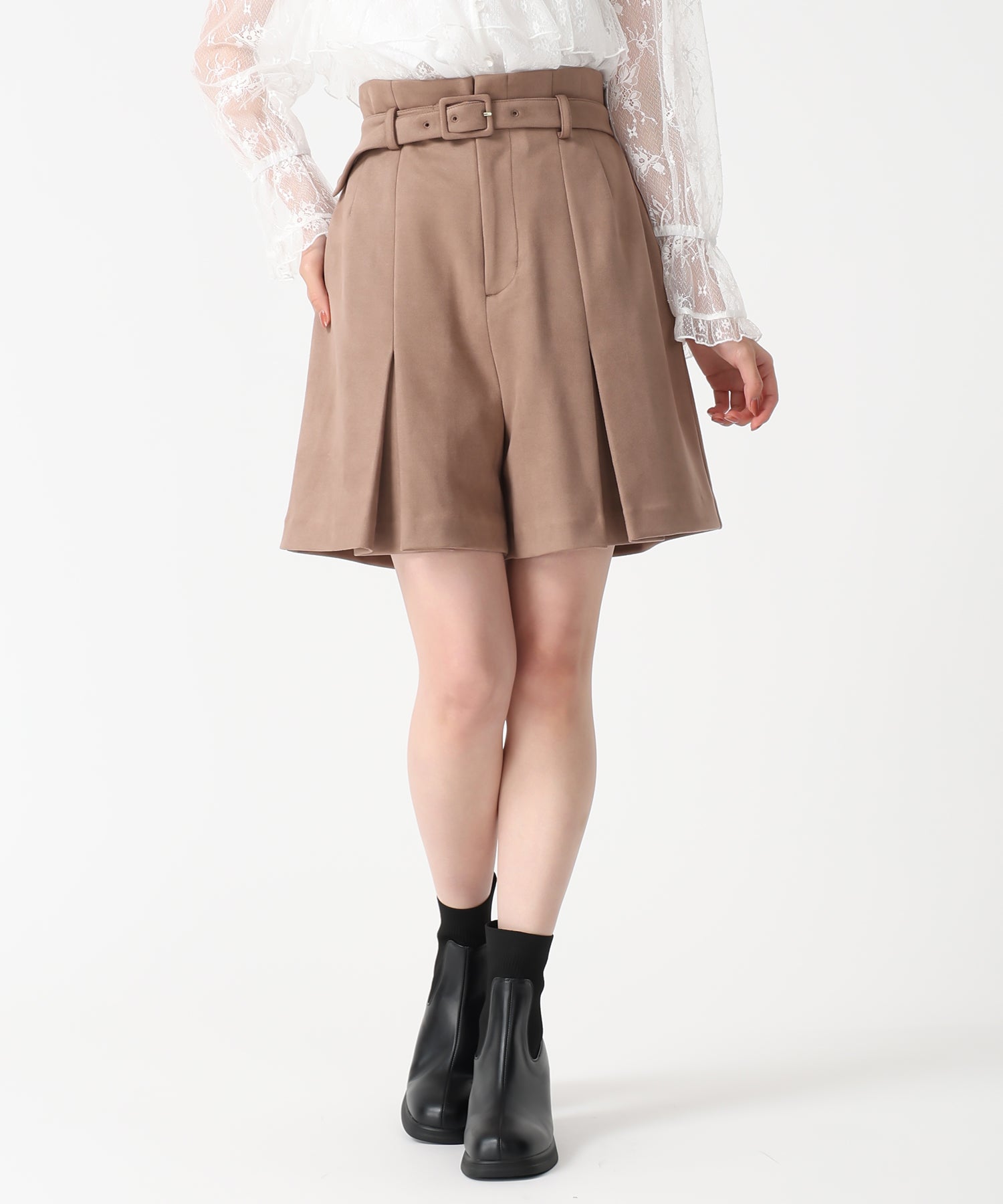 トランテアン ソン ドゥ モード 31 Sons de mode 2025秋冬新作 スエードショートパンツ TT537305 (MOCHA) MOCHA