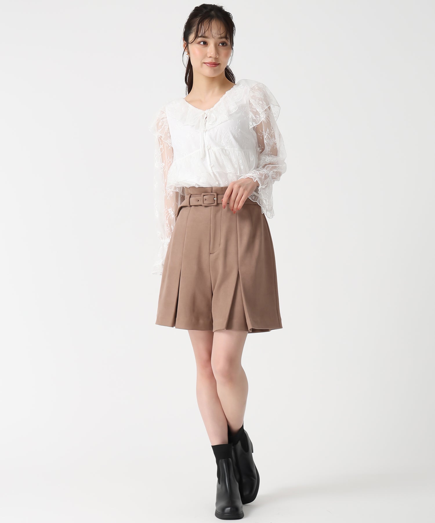 トランテアン ソン ドゥ モード 31 Sons de mode 2025秋冬新作 スエードショートパンツ TT537305 (MOCHA) MOCHA