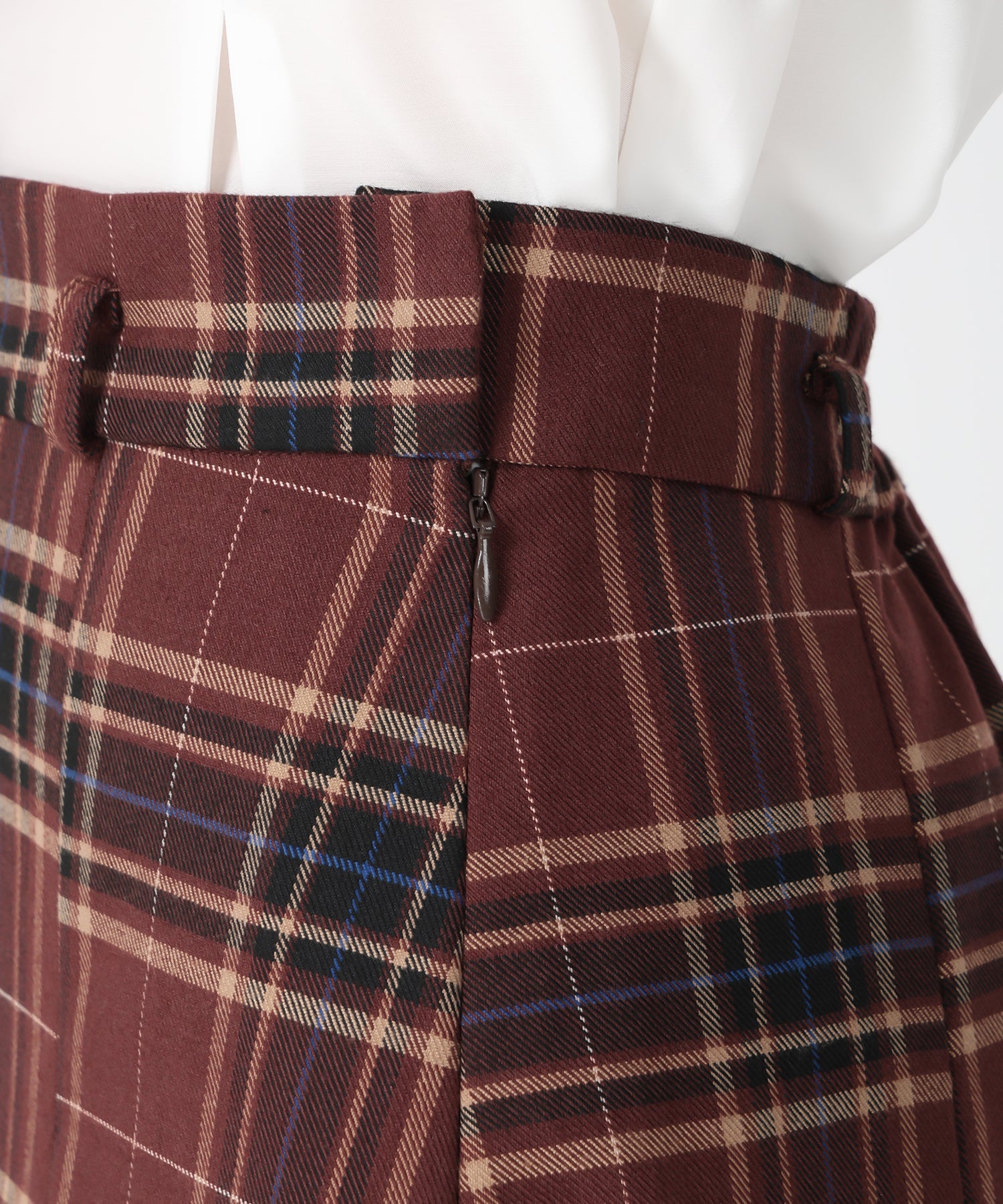 トランテアン ソン ドゥ モード 31 Sons de mode 2025秋冬新作 ベルト付きタックスカショーパン TT537306 (BEIGE) BEIGE