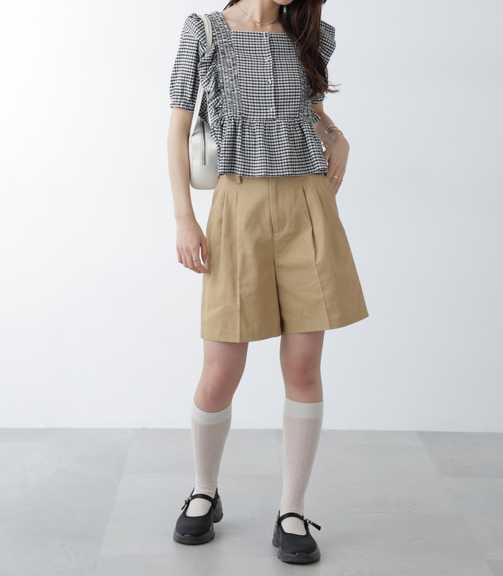 チノショートパンツ ベージュ