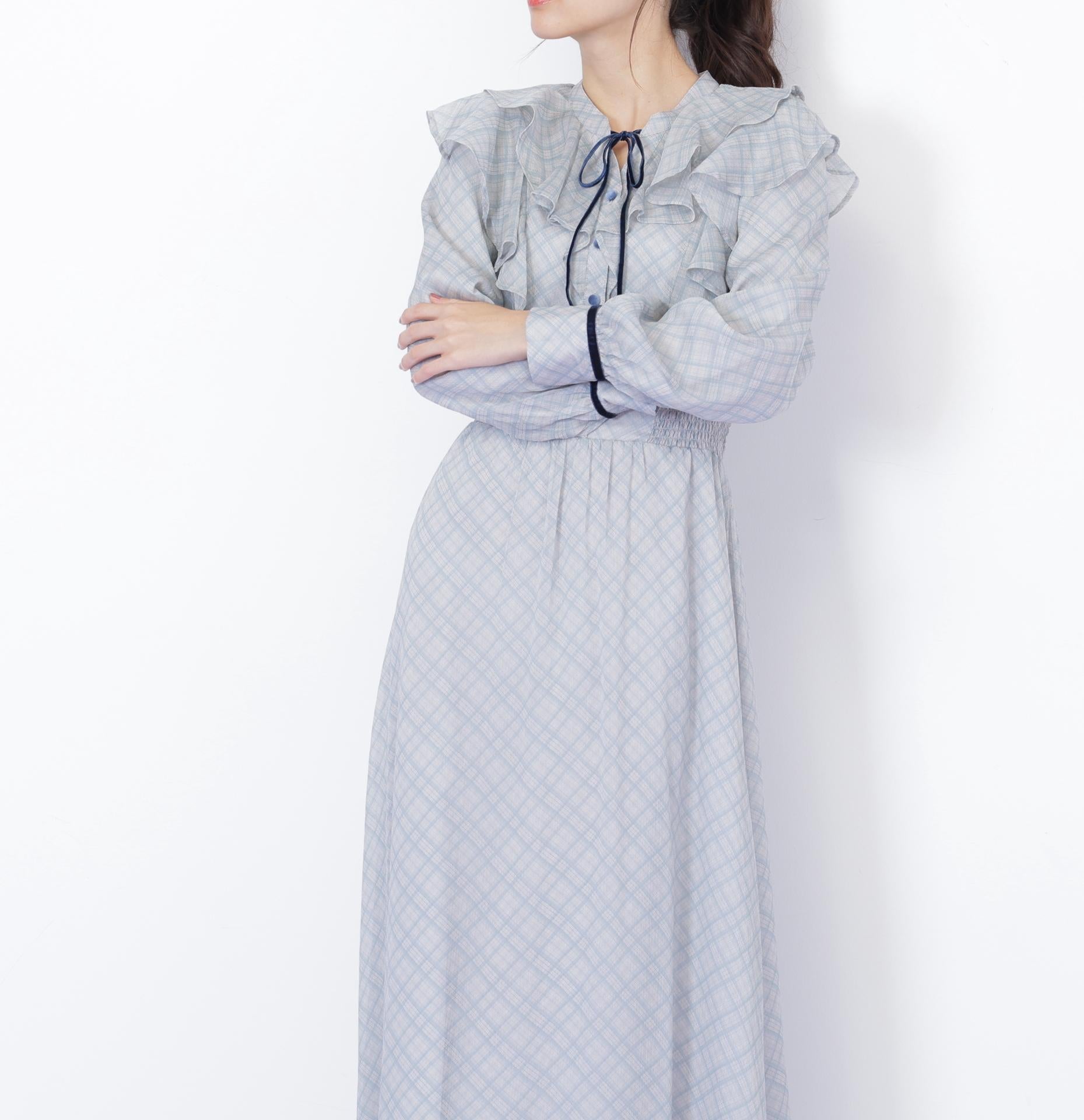 ベロア配色チェックラッフルワンピース グリーン1