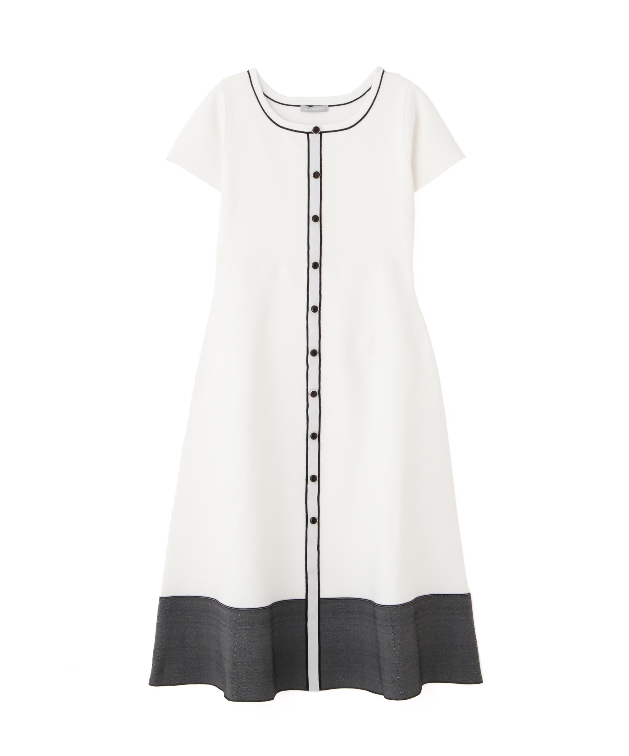 半袖フレアニットワンピース エクリュ×グレー1