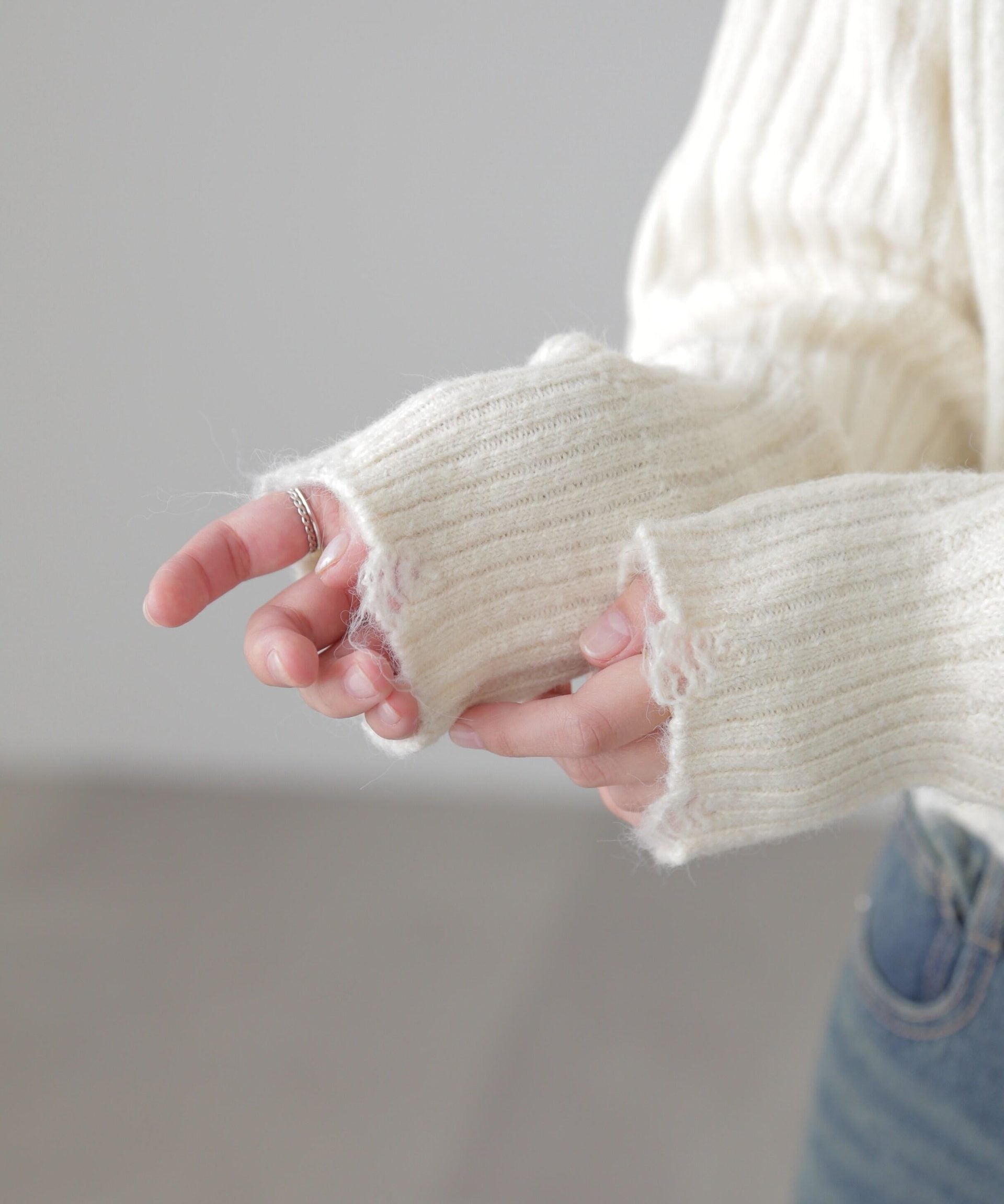 クラッシュニット オフホワイト