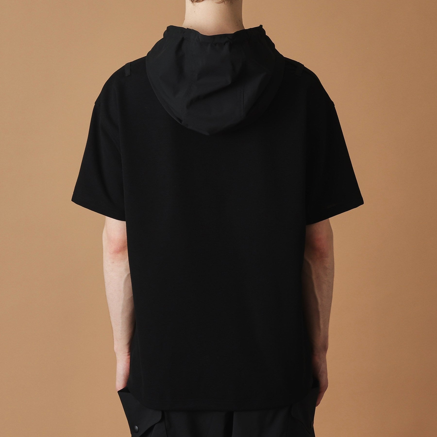 フォーティーカラッツアンドゴーニーゴ 40CARATS&525 フード付き半袖Tシャツ (ブラック(019)) ブラック(019)