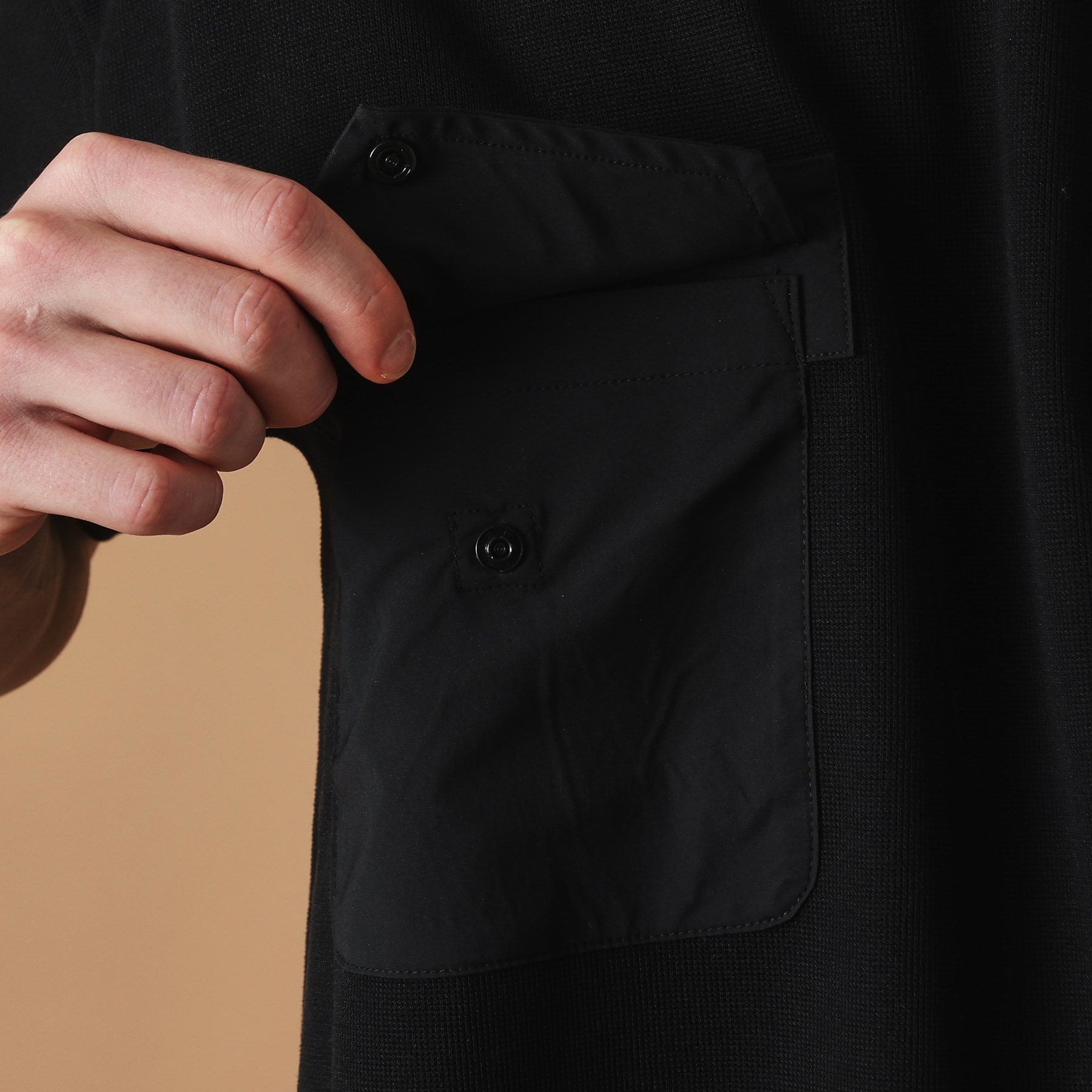 フォーティーカラッツアンドゴーニーゴ 40CARATS&525 フード付き半袖Tシャツ (ブラック(019)) ブラック(019)