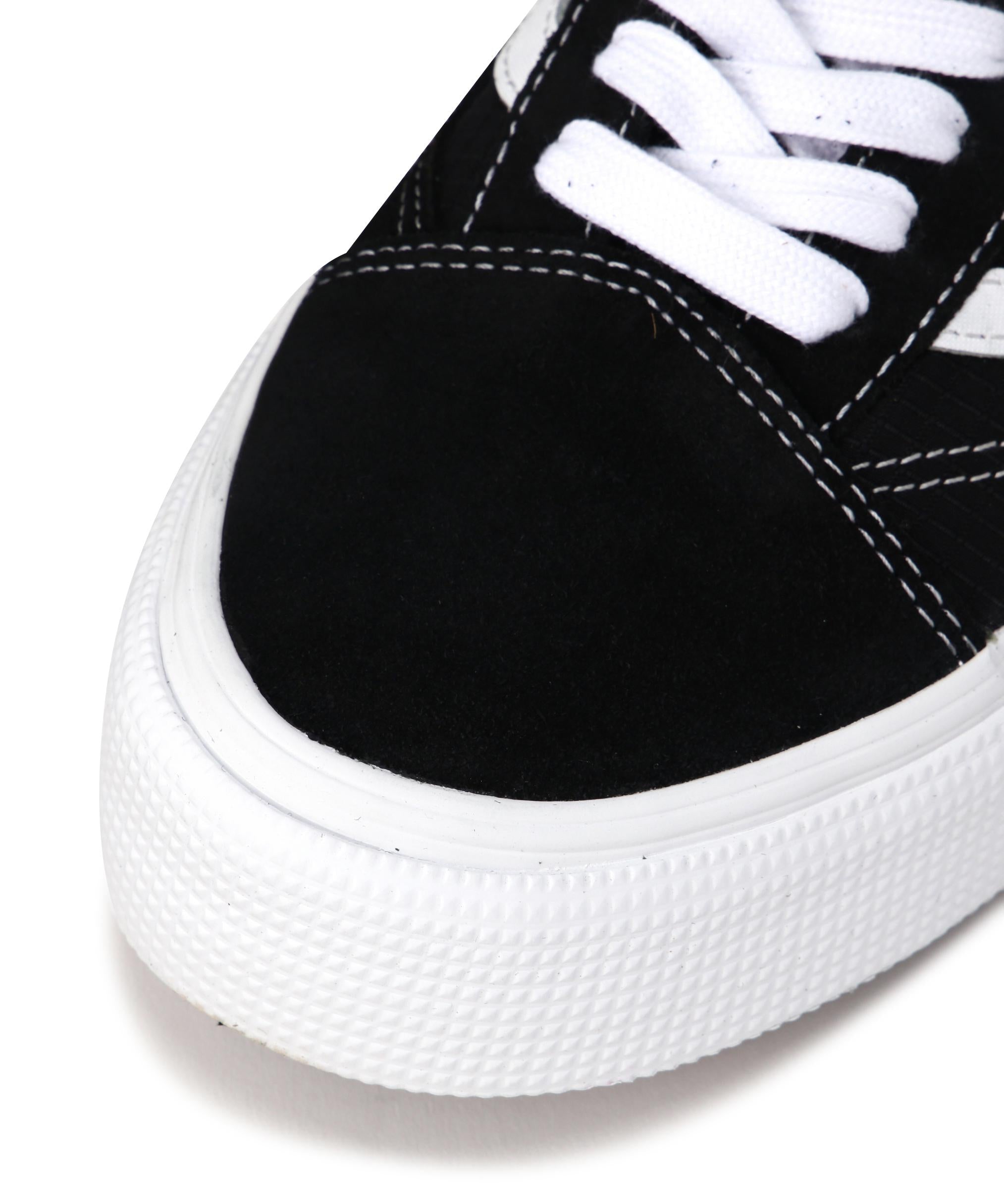 VANS/ヴァンズ/OLD SKOOL GO>E-TEX ブラック