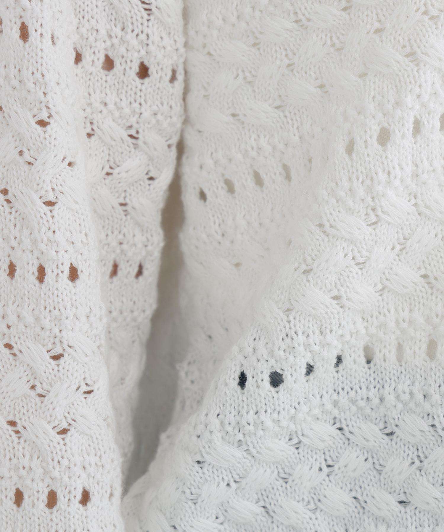 Vネック透かし編みニット オフホワイト1