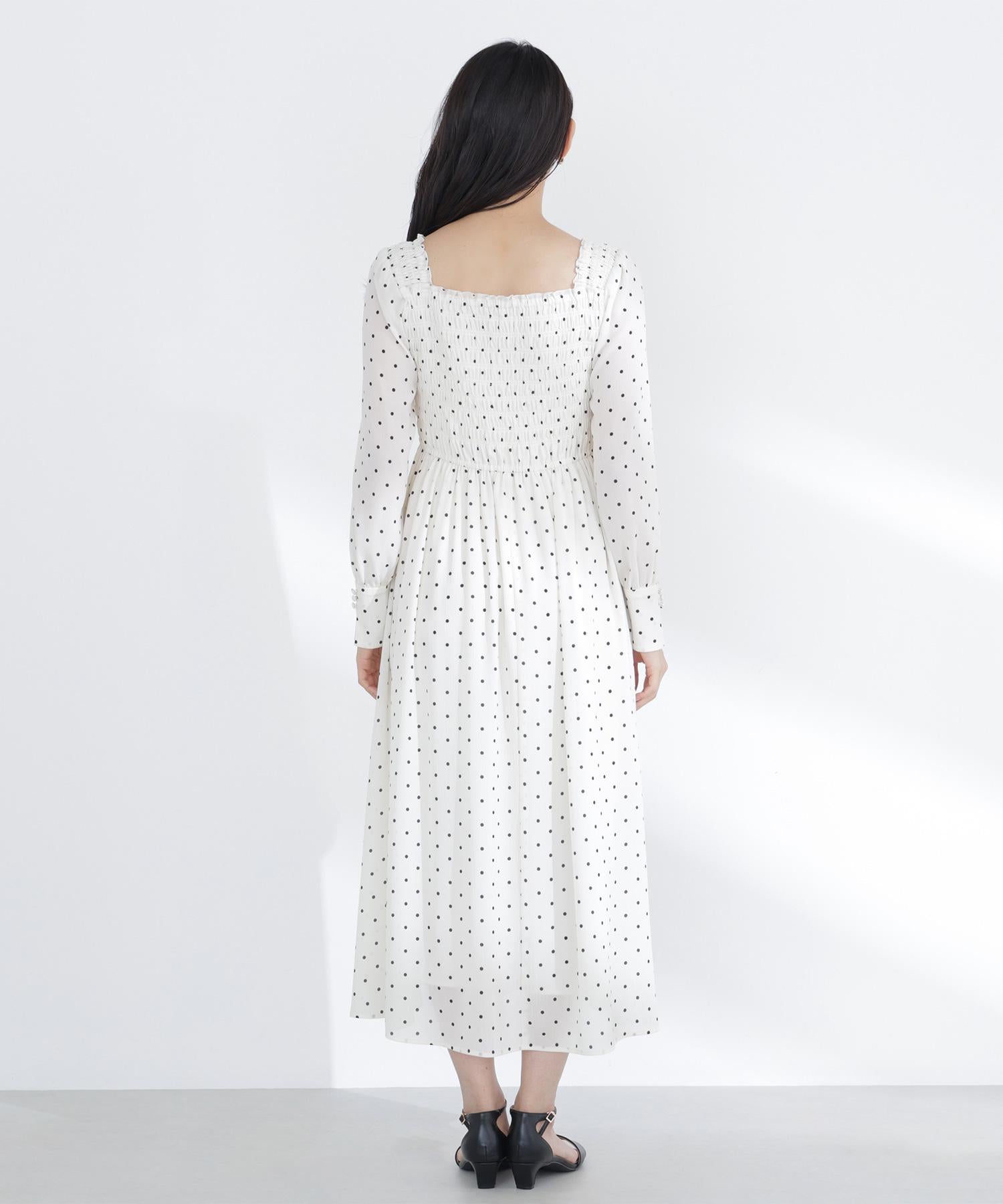 ドットプリントシャーリングワンピース オフホワイト×クロ2