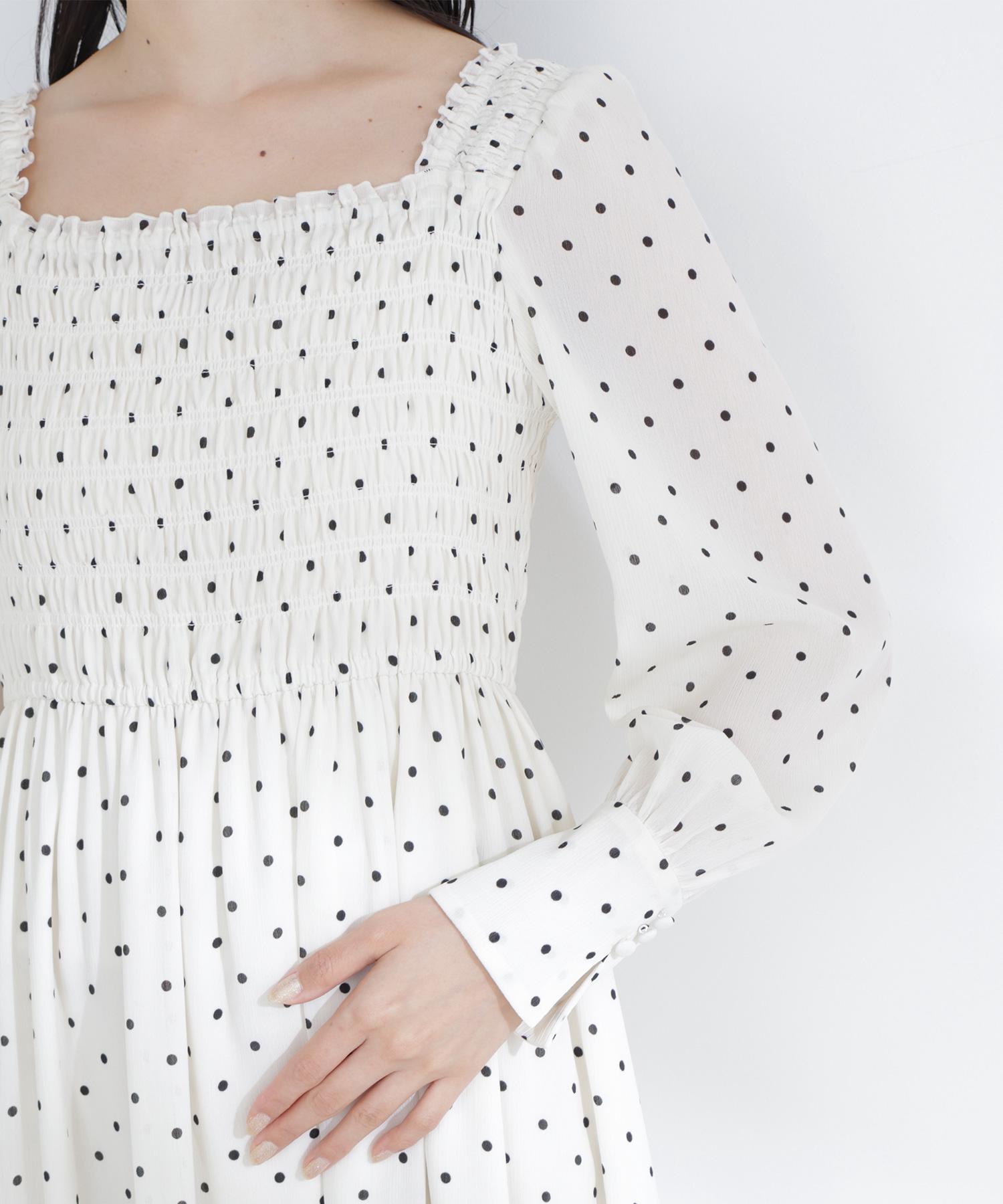 ドットプリントシャーリングワンピース オフホワイト×クロ2