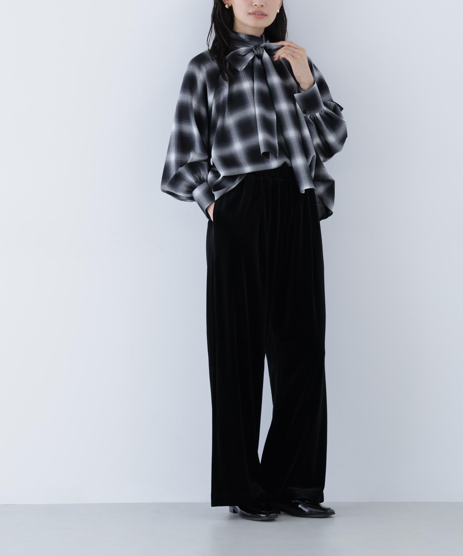 ベロアイージーパンツ ブラック