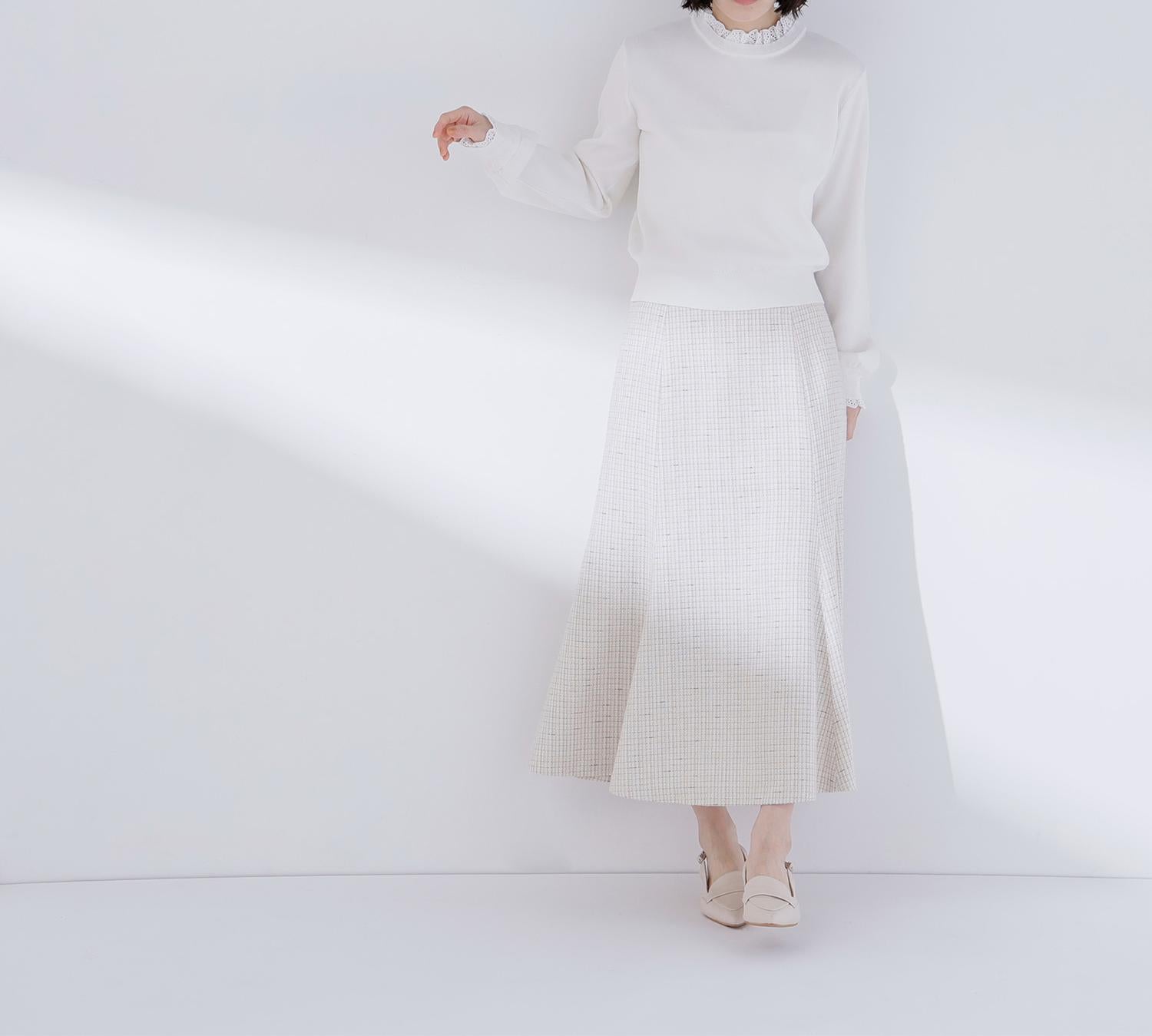 レースフリルドッキングニット オフホワイト1