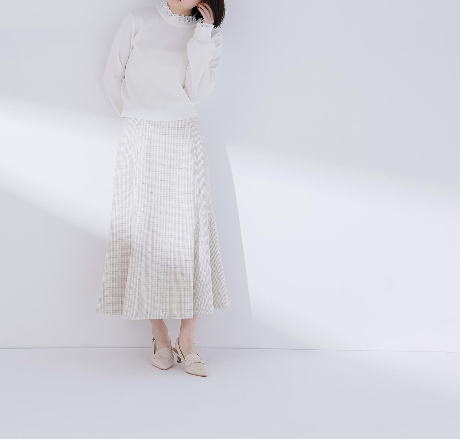 レースフリルドッキングニット オフホワイト1