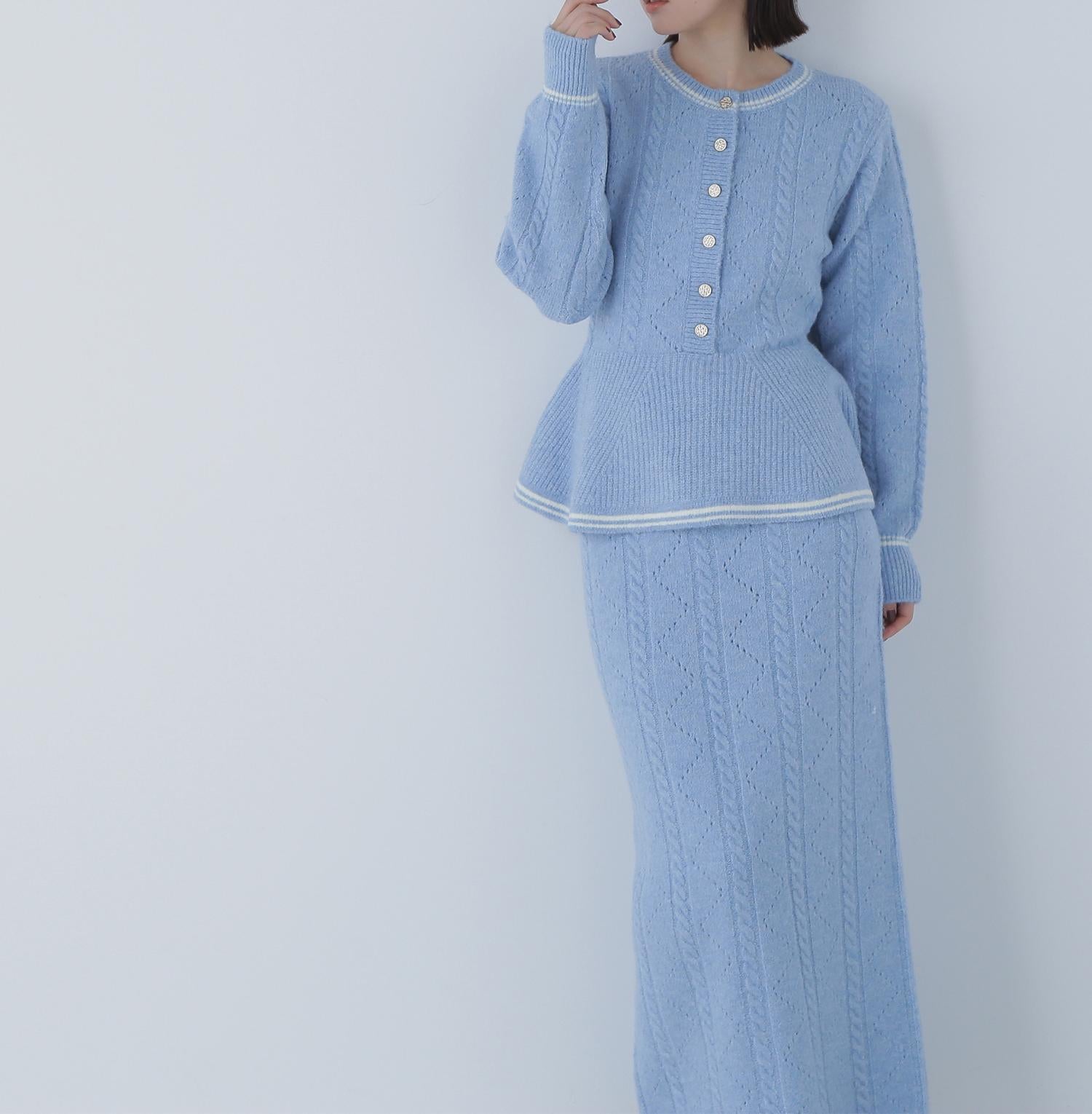 ペプラムケーブルニットセットアップ ブルー×オフ2