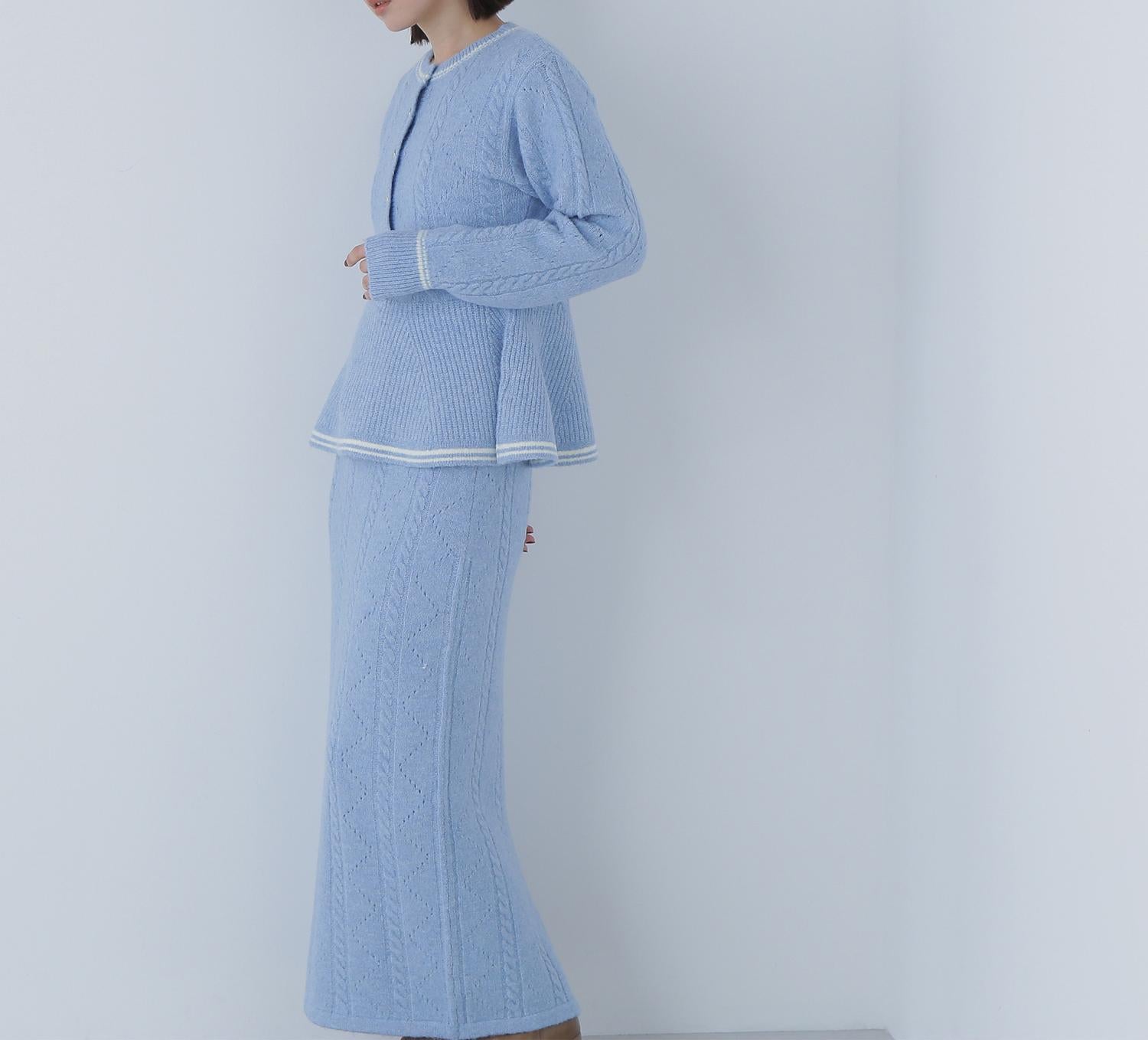 ペプラムケーブルニットセットアップ ブルー×オフ2